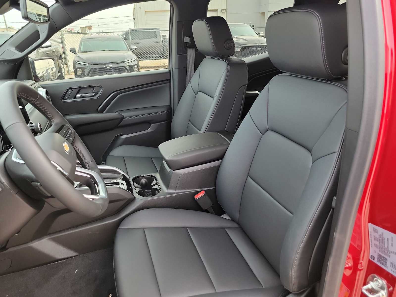 Thumbnail: 2026 Chevrolet Colorado - 19