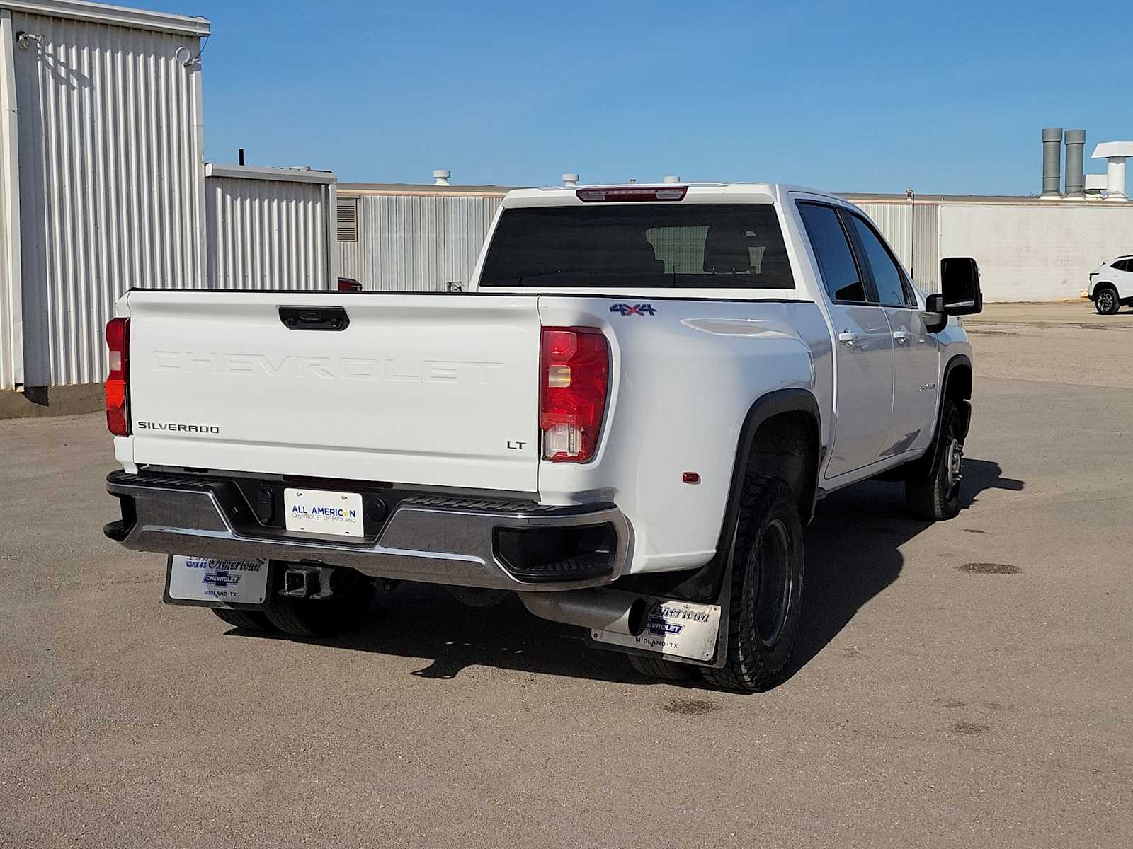 Thumbnail: 2022 Chevrolet Silverado 3500 - 8