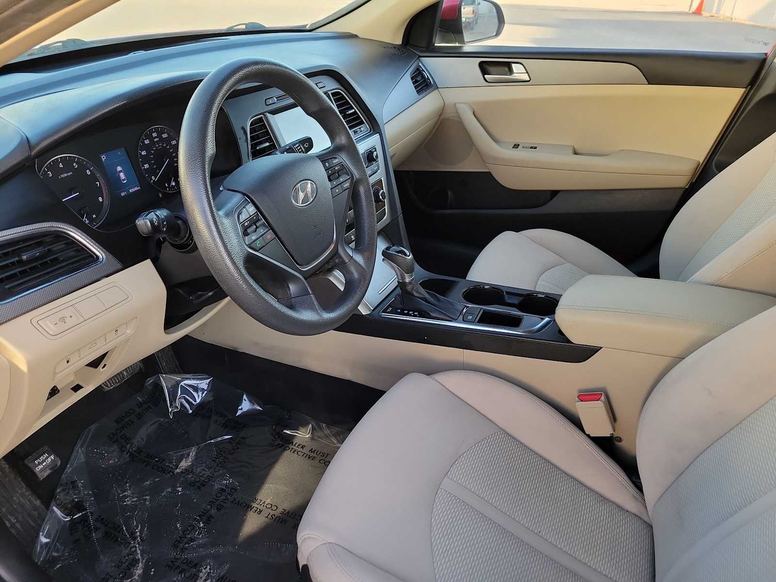 Thumbnail: 2017 Hyundai Sonata - 10