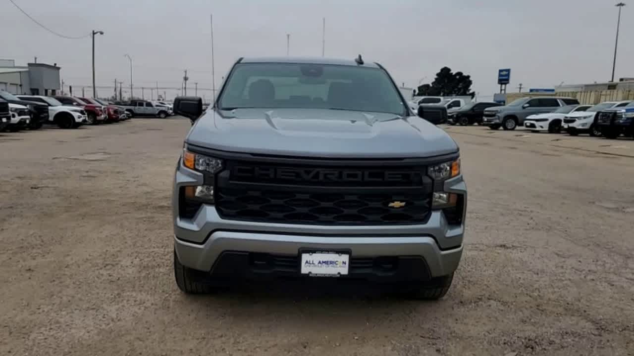 2025 Chevrolet Silverado 1500 Custom 3
