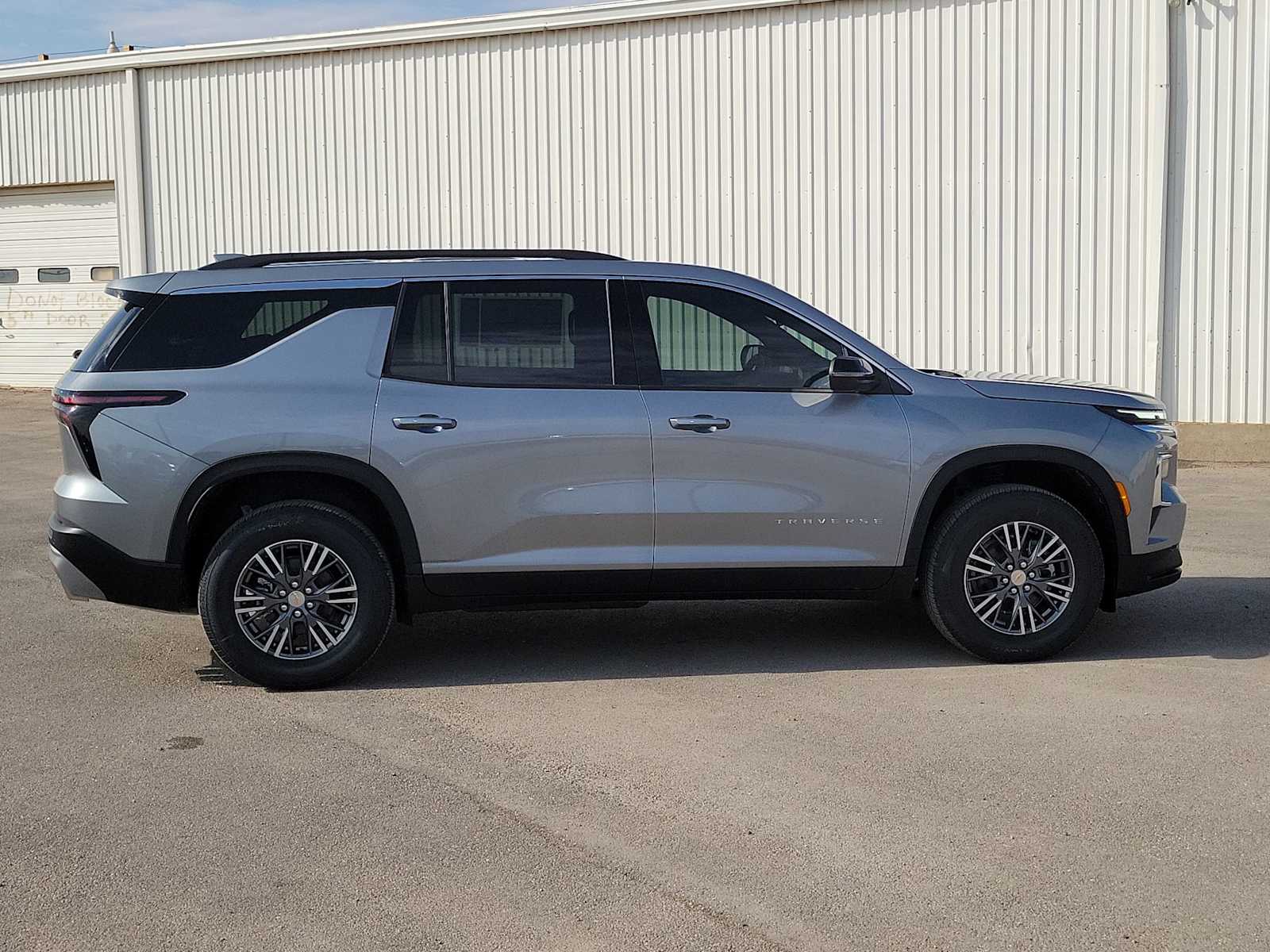 Thumbnail: 2026 Chevrolet Traverse - 9