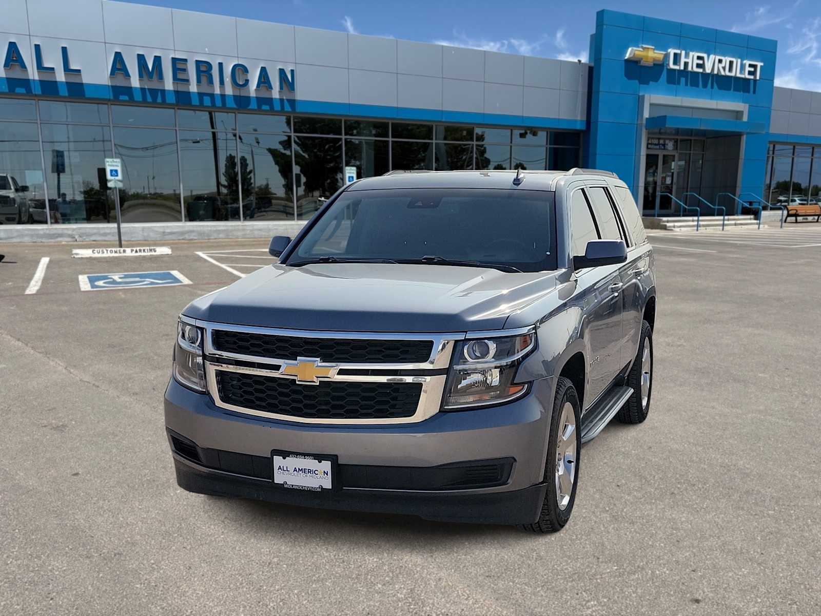 Thumbnail: 2019 Chevrolet Tahoe - 1