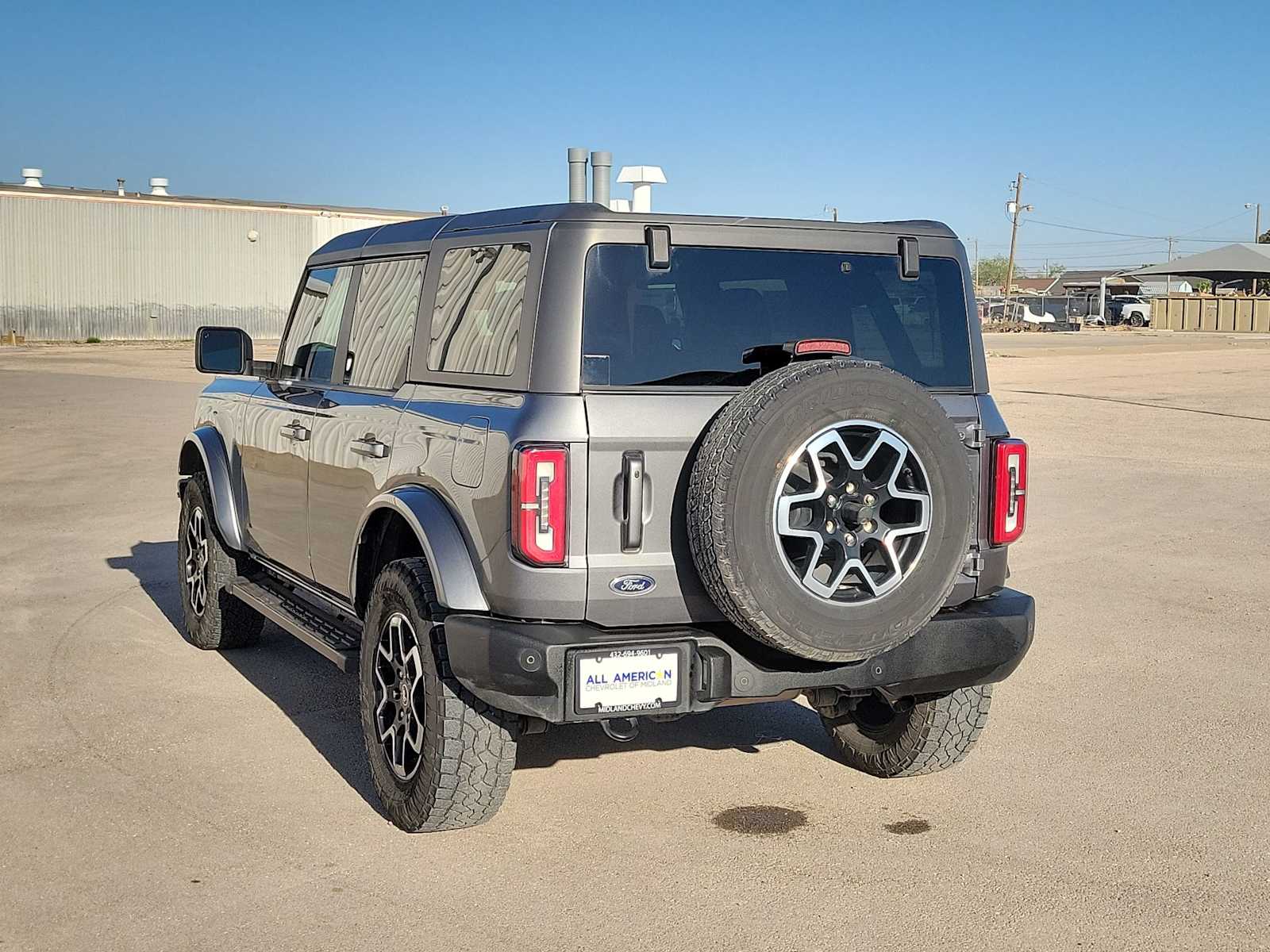 Thumbnail: 2022 Ford Bronco - 6