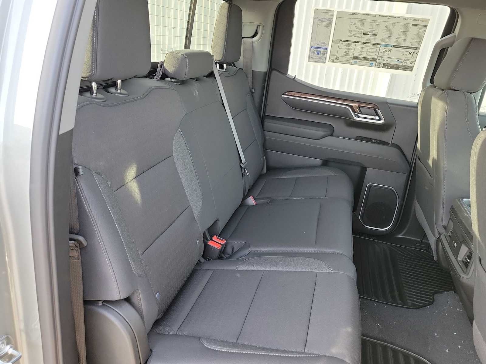 Thumbnail: 2026 Chevrolet Silverado 1500 - 21