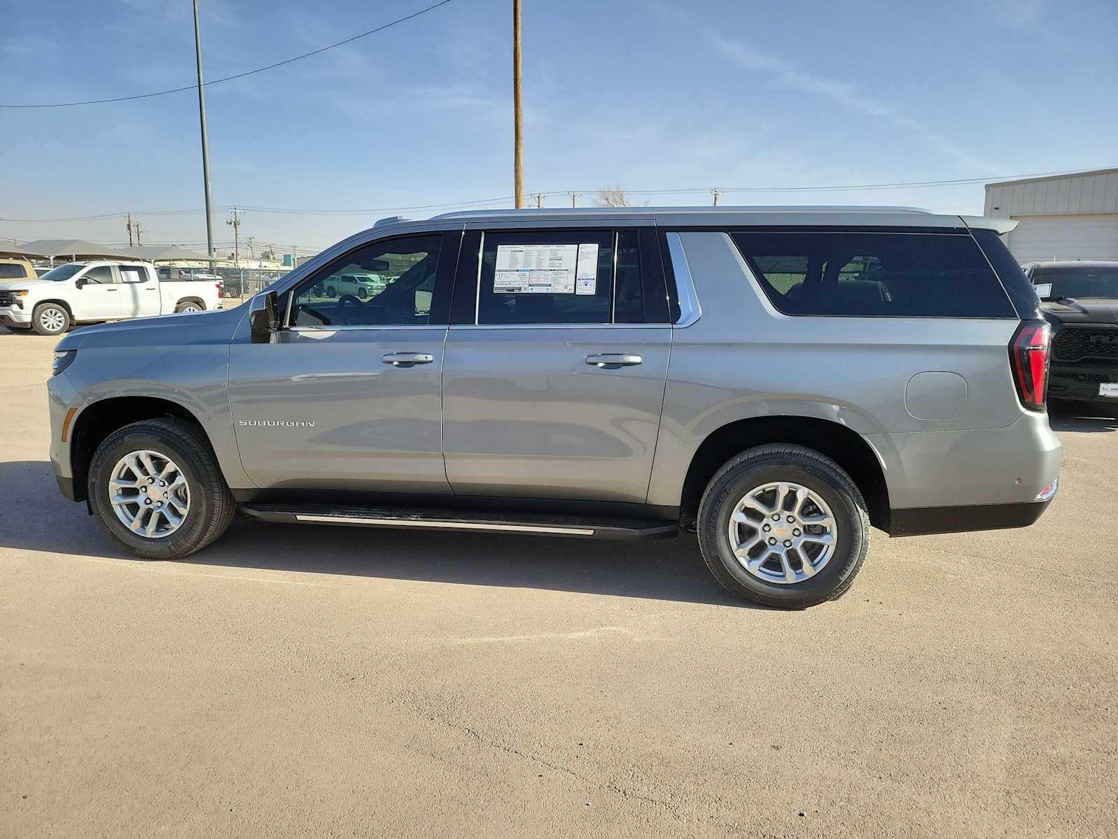 Thumbnail: 2026 Chevrolet Suburban - 11