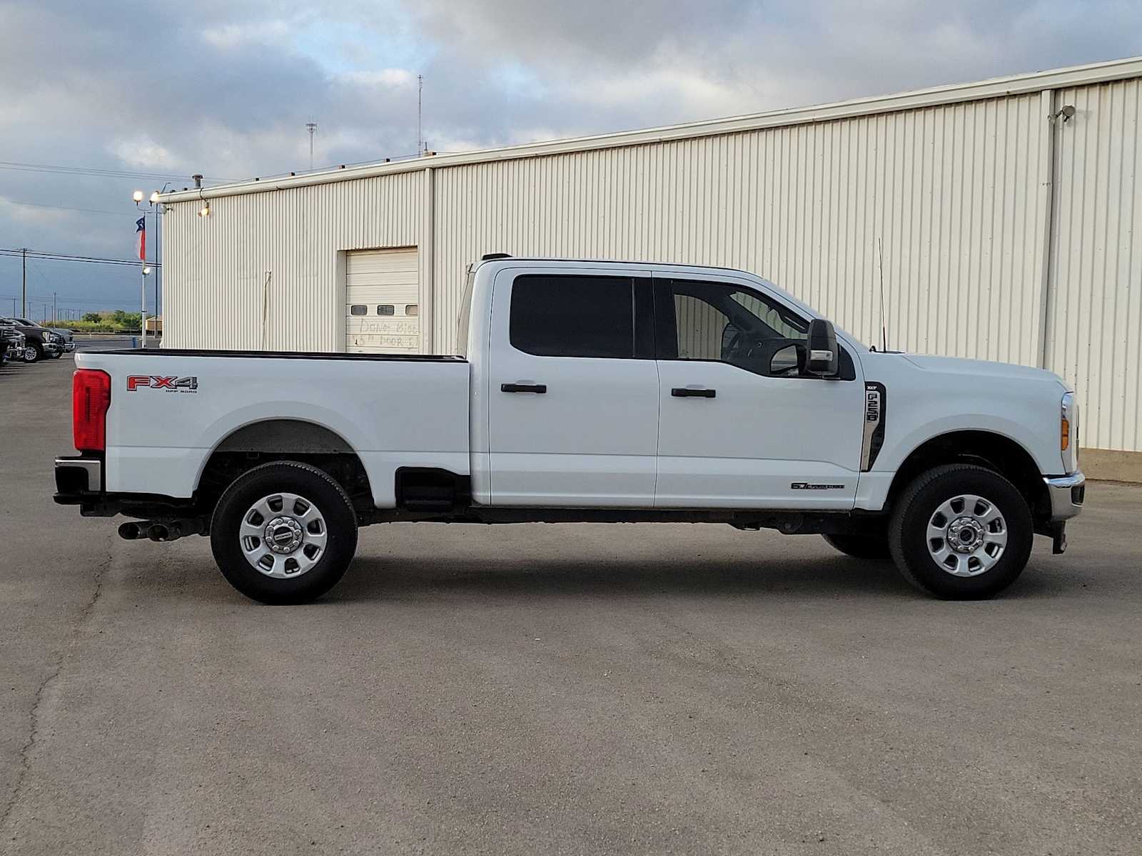 Thumbnail: 2024 Ford F-250 - 9
