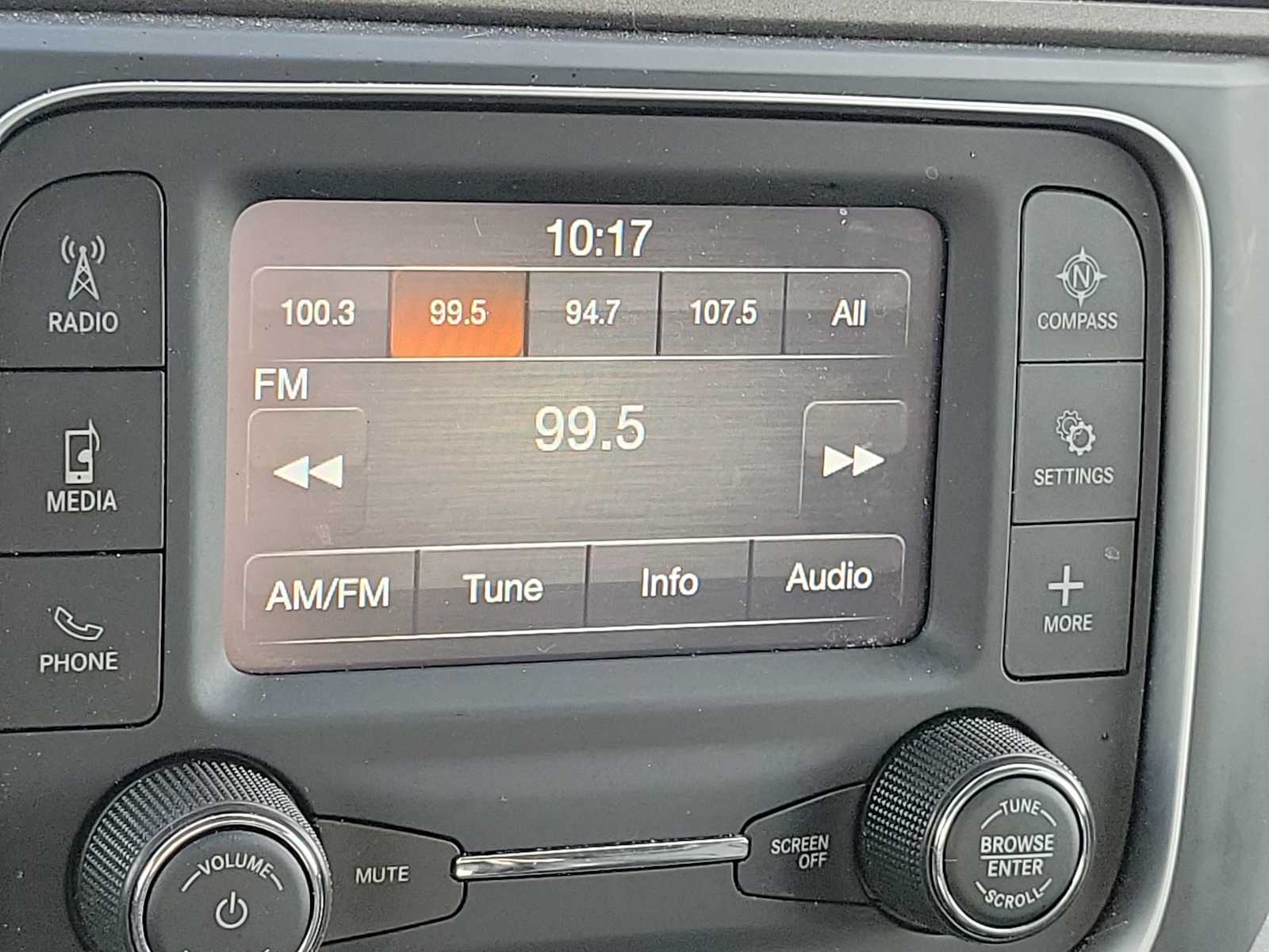 Thumbnail: 2023 RAM 1500 Classic - 25