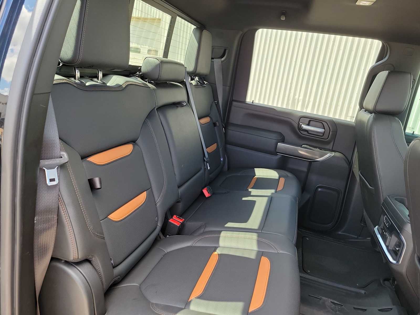 Thumbnail: 2021 GMC Sierra 2500 - 17