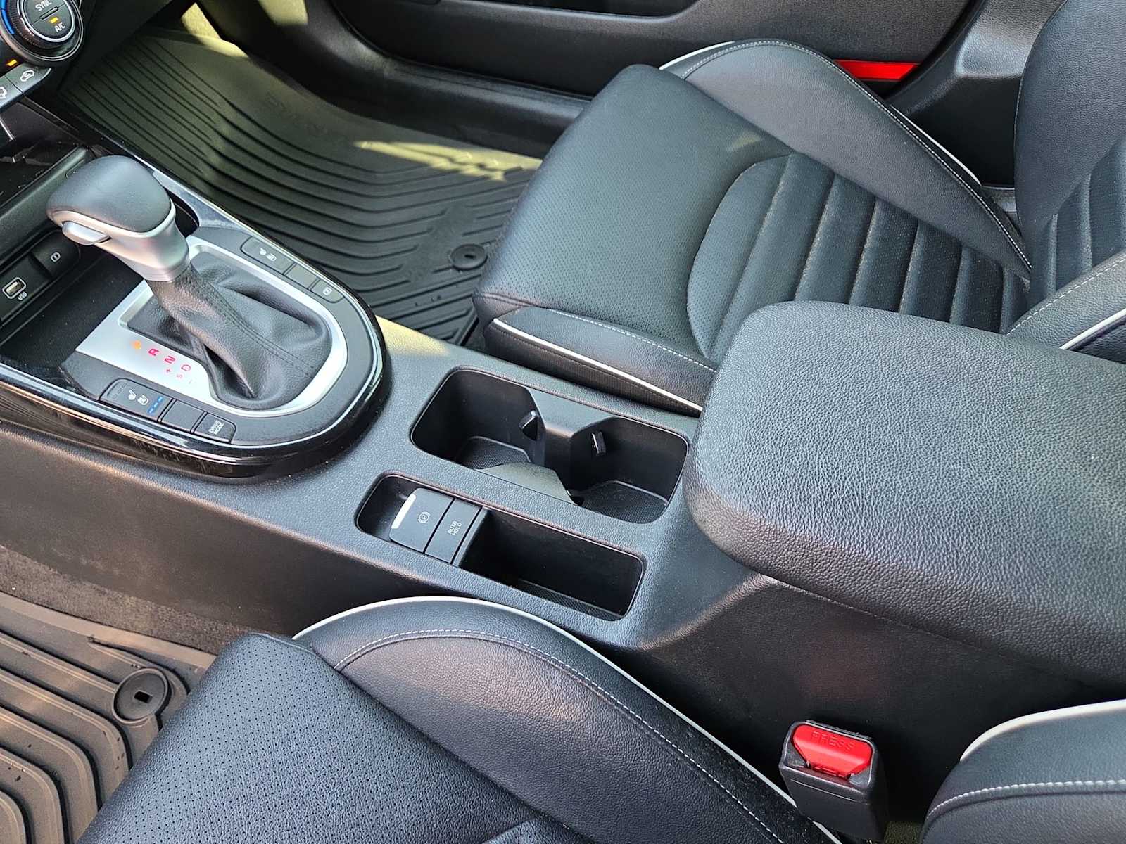 Thumbnail: 2024 Kia Forte - 20