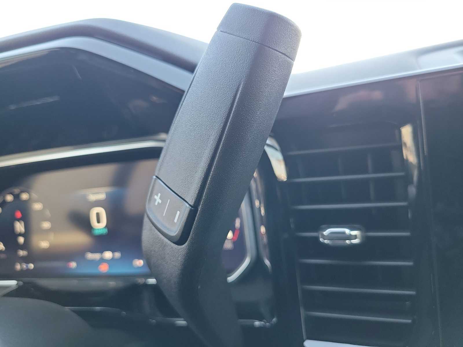 Thumbnail: 2026 Chevrolet Silverado 1500 - 25