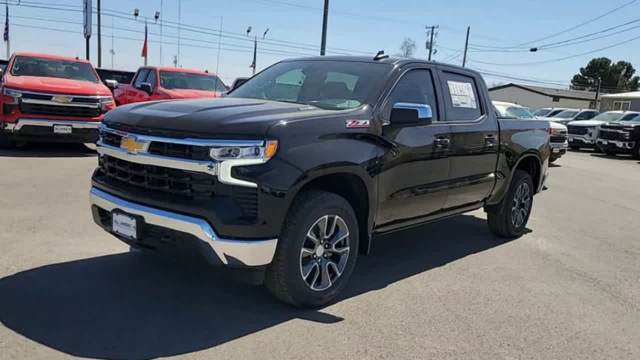 Thumbnail: 2025 Chevrolet Silverado 1500 - 4