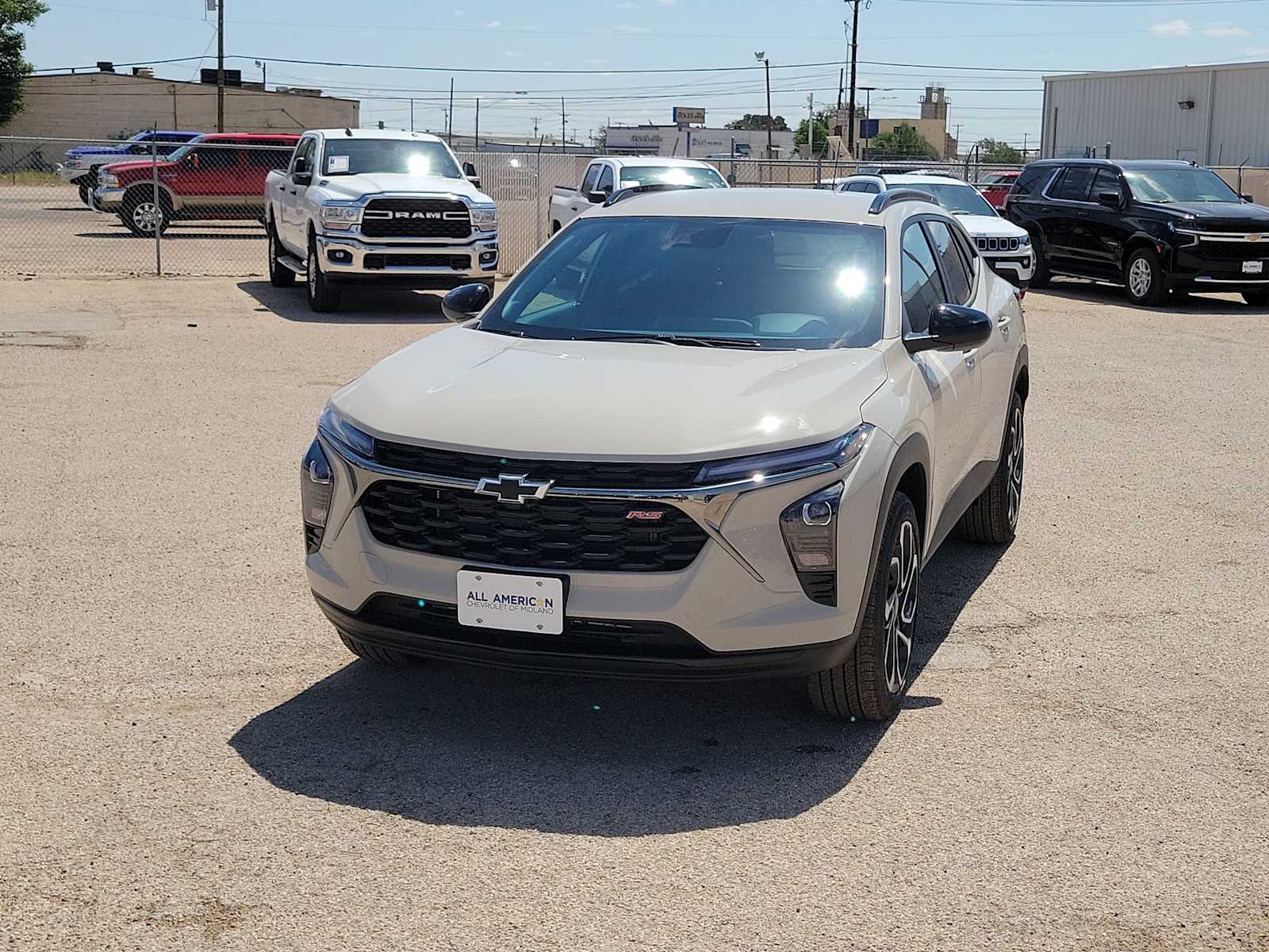 Thumbnail: 2026 Chevrolet Trax - 4