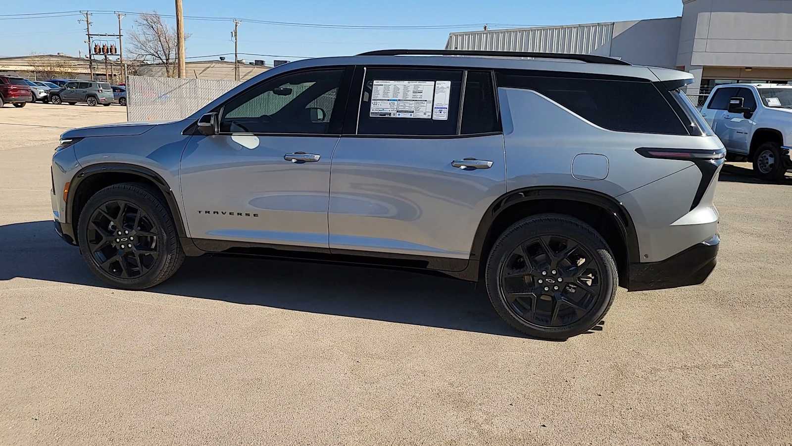 Thumbnail: 2026 Chevrolet Traverse - 5