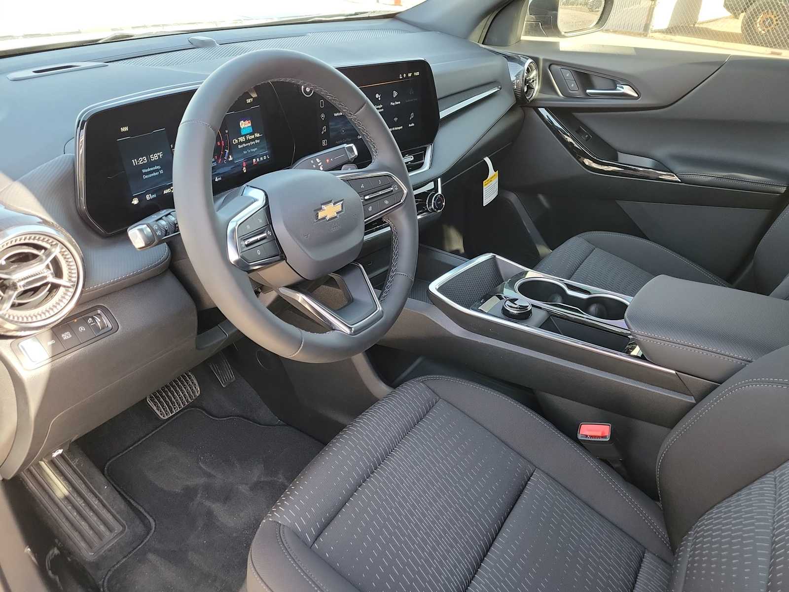 Thumbnail: 2026 Chevrolet Equinox - 10