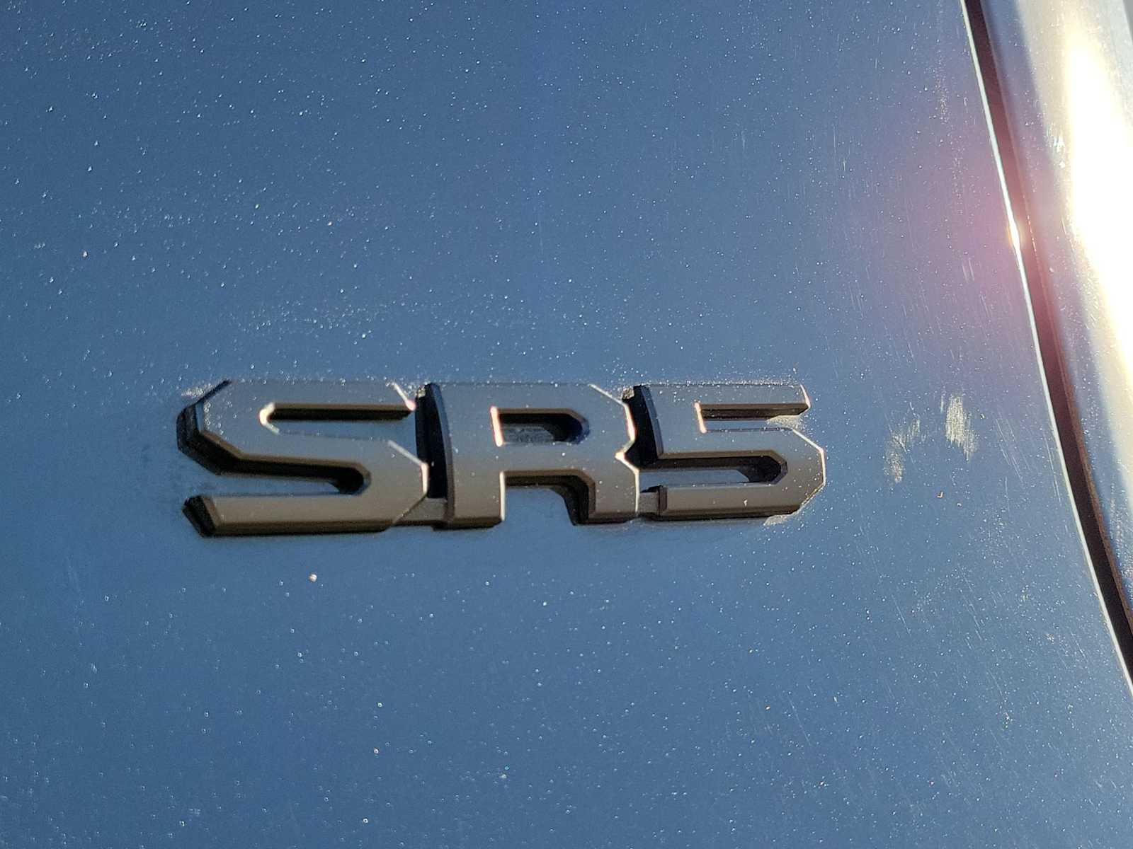 Thumbnail: 2023 Toyota Tundra - 15