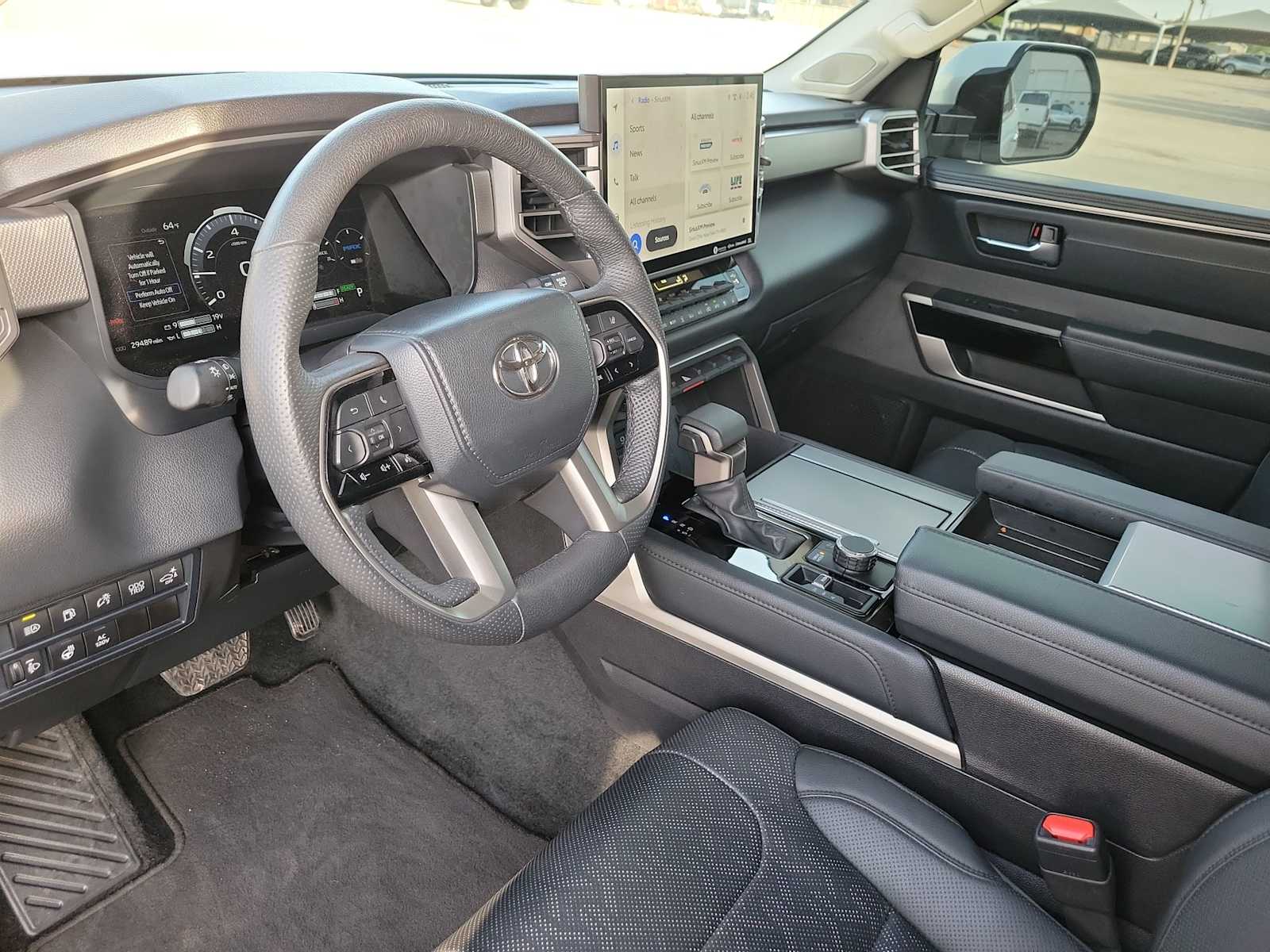 Thumbnail: 2024 Toyota Sequoia - 10