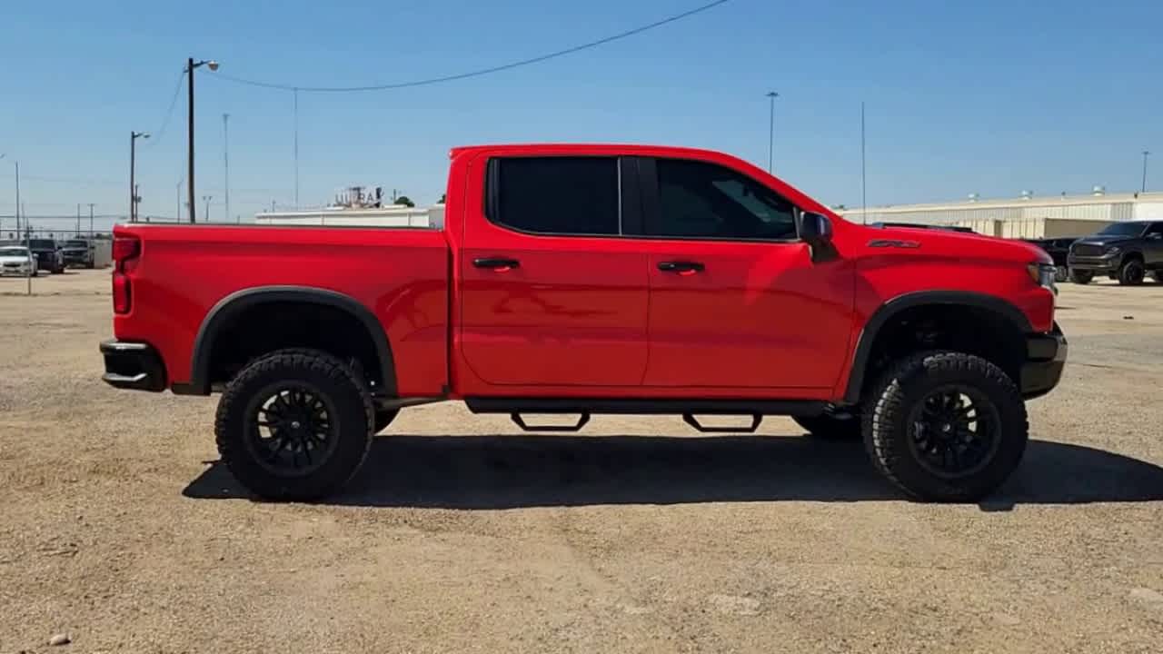 Thumbnail: 2024 Chevrolet Silverado 1500 - 9