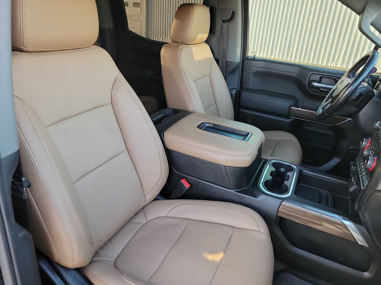 Thumbnail: 2021 Chevrolet Silverado 1500 - 22