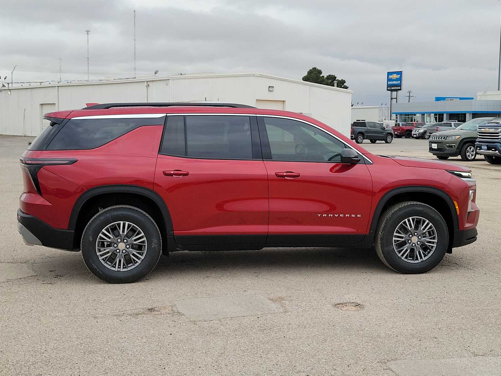 Thumbnail: 2026 Chevrolet Traverse - 9