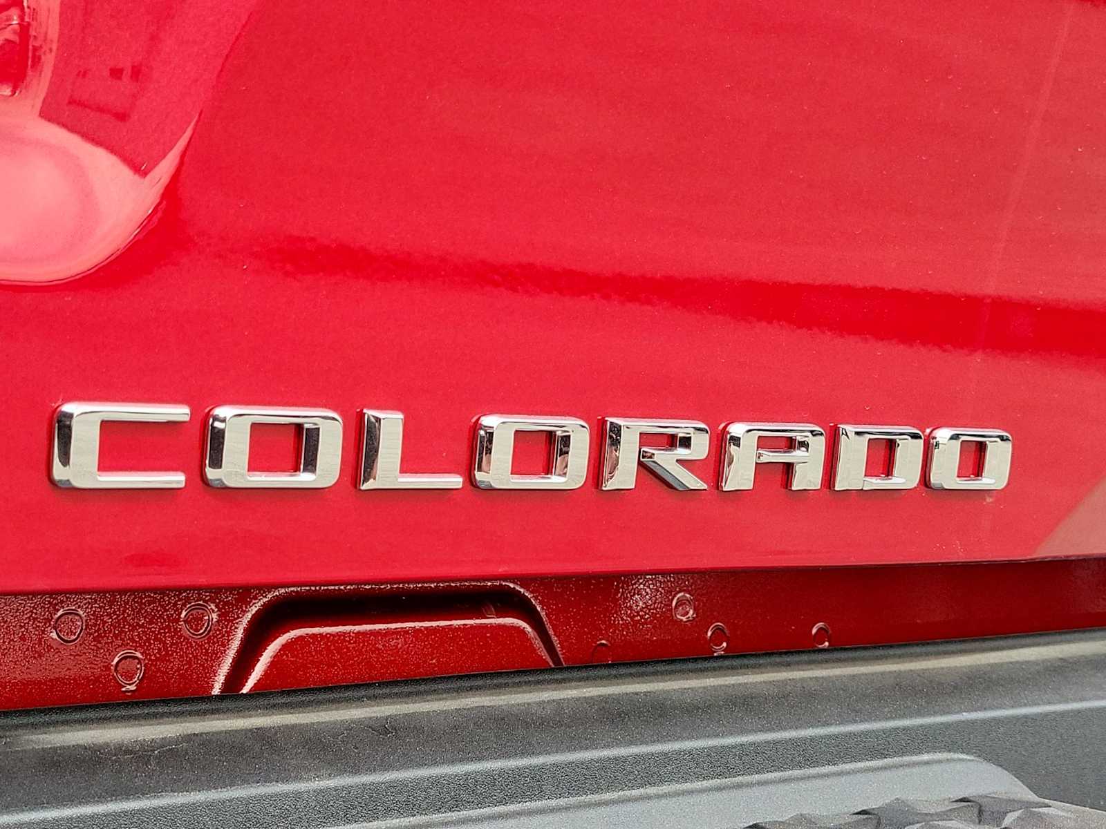 Thumbnail: 2026 Chevrolet Colorado - 15