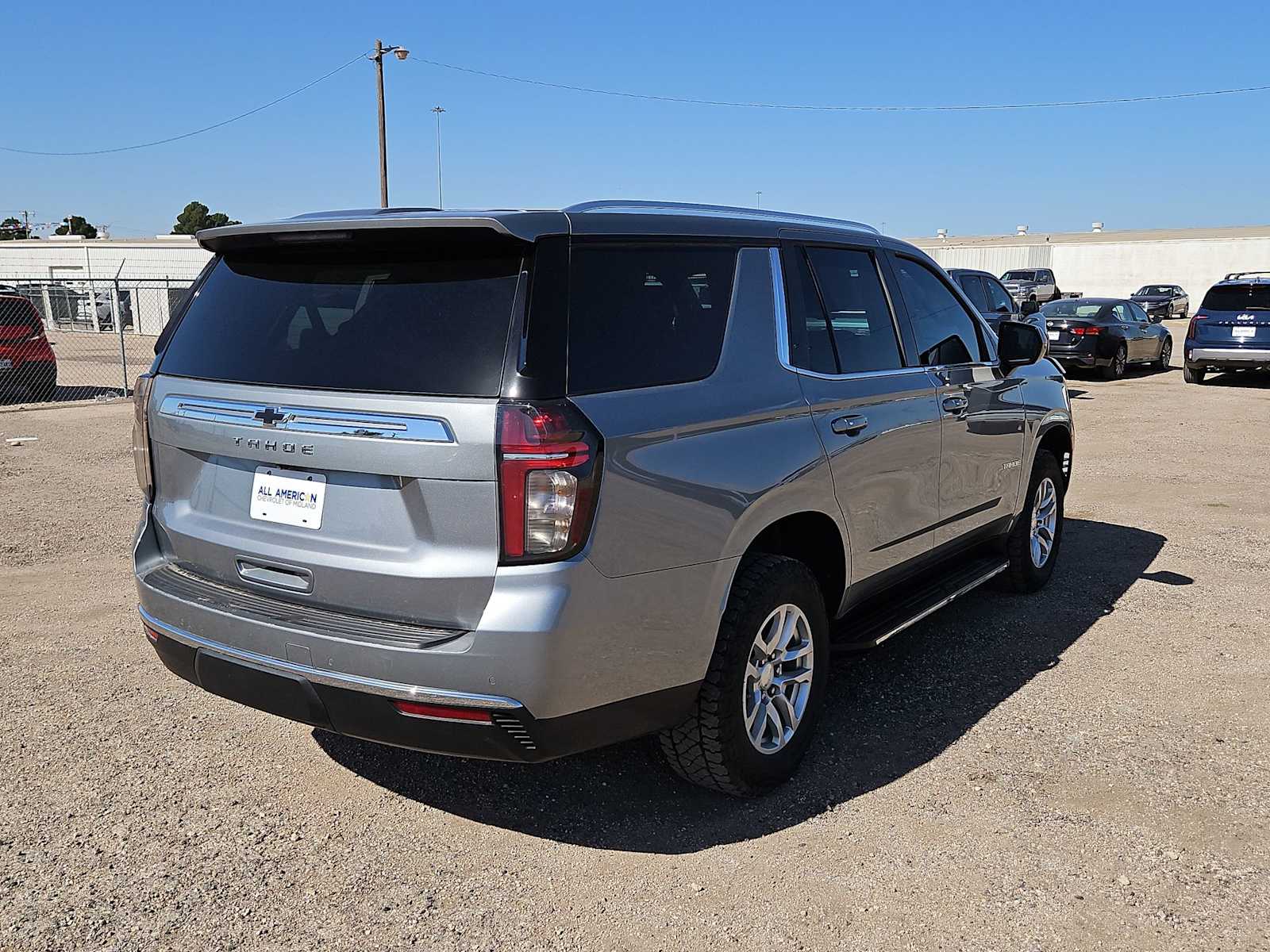 Thumbnail: 2023 Chevrolet Tahoe - 8