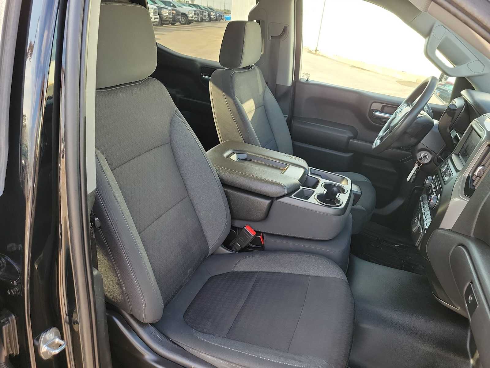 Thumbnail: 2022 Chevrolet Silverado 1500 - 18