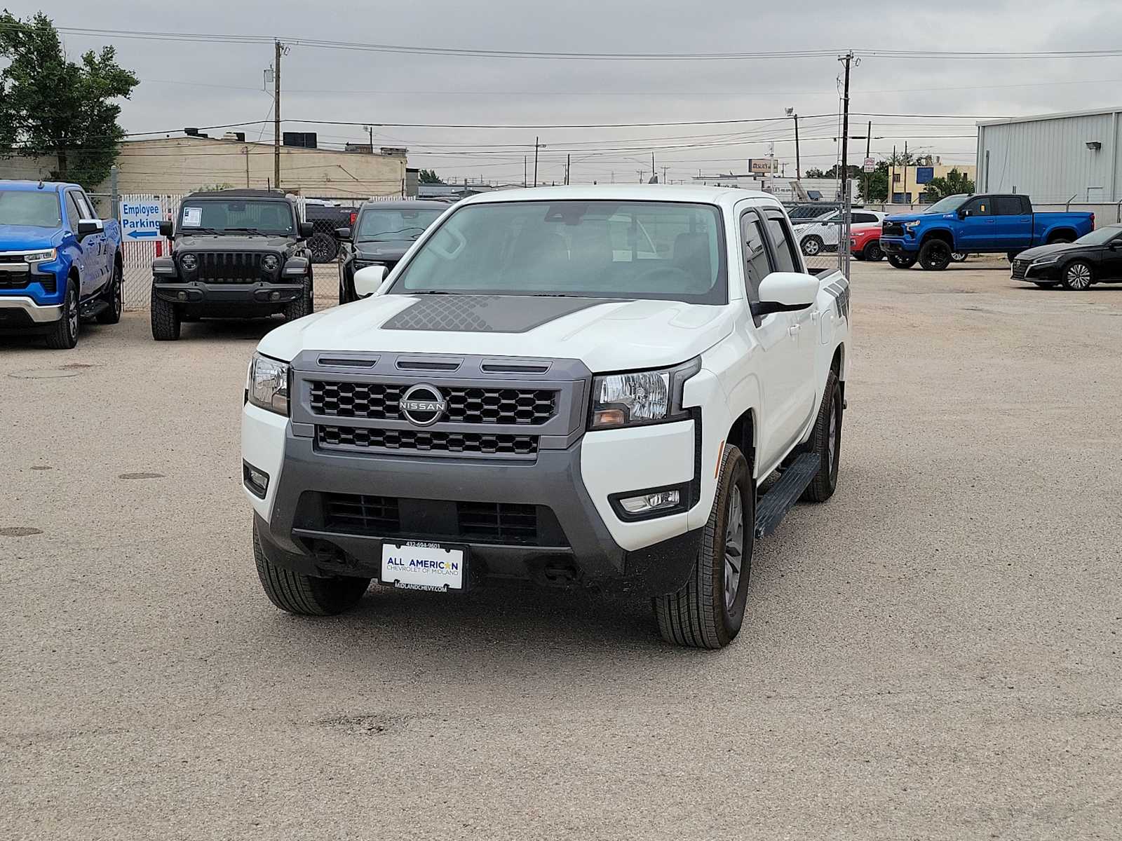 Thumbnail: 2025 Nissan Frontier - 4