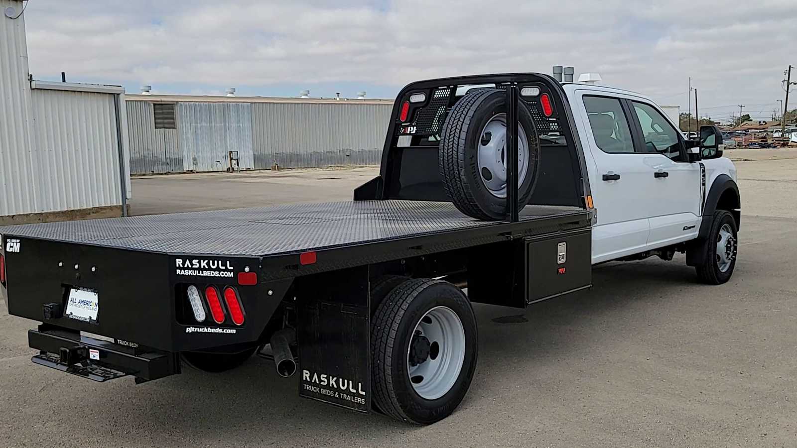 Thumbnail: 2026 Ford F-450 - 8