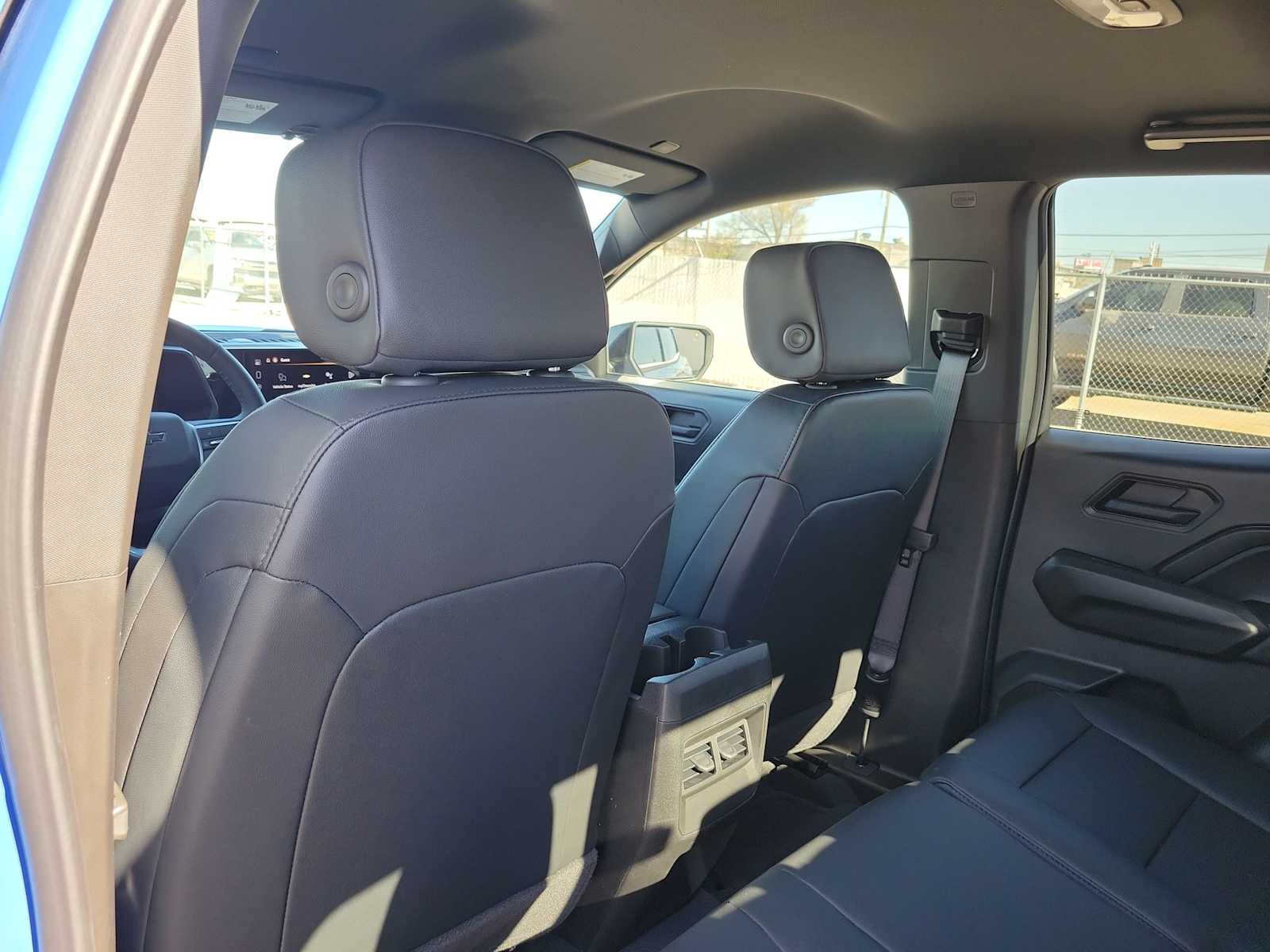 Thumbnail: 2026 Chevrolet Colorado - 20