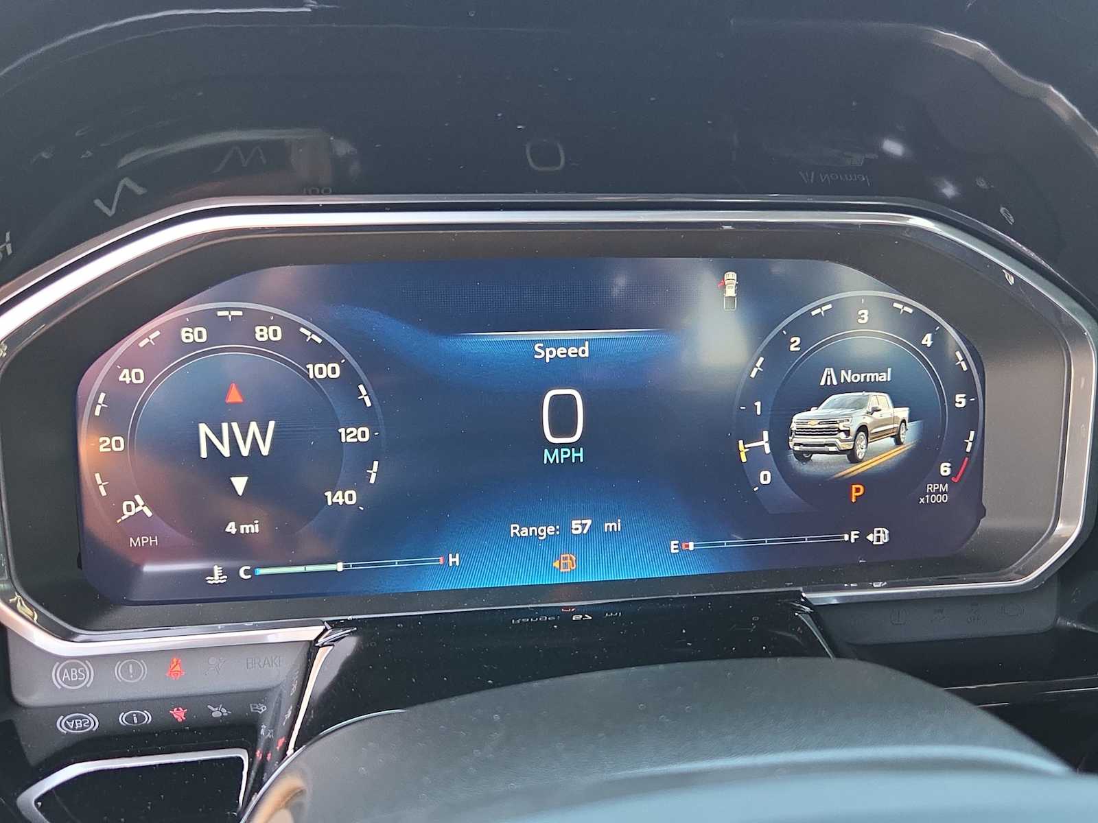 Thumbnail: 2026 Chevrolet Silverado 1500 - 26