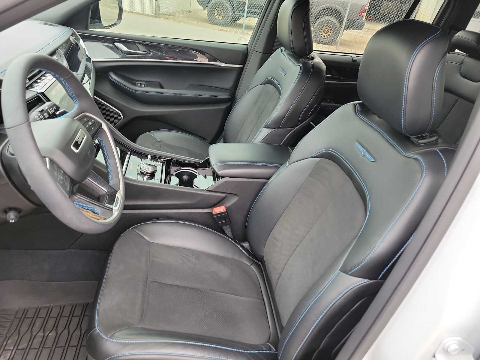 Thumbnail: 2022 Jeep Grand Cherokee - 19