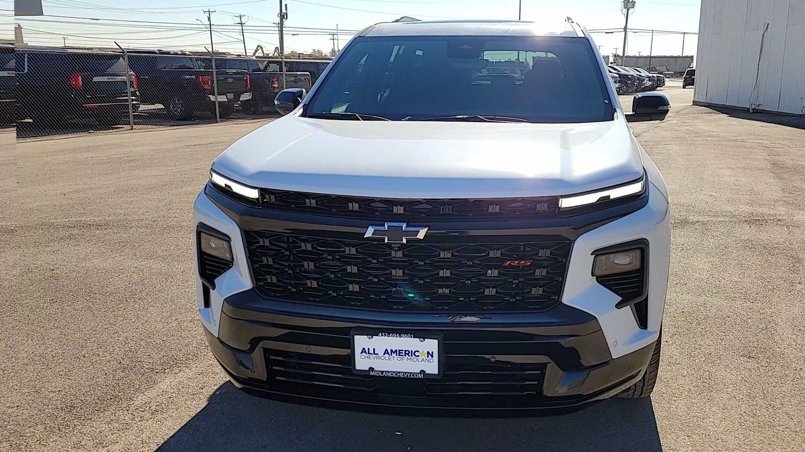 Thumbnail: 2026 Chevrolet Traverse - 3