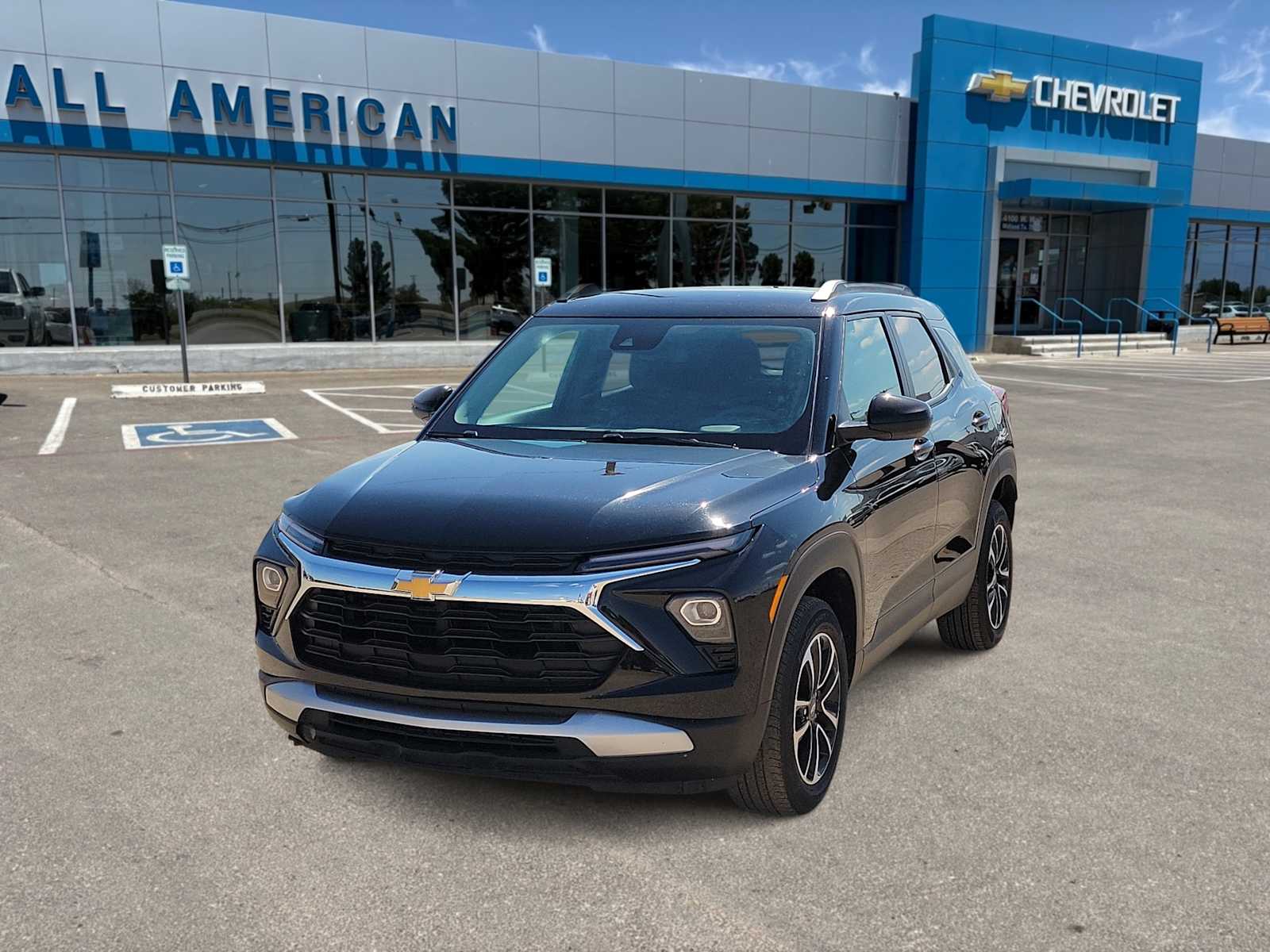Thumbnail: 2025 Chevrolet TrailBlazer - 1