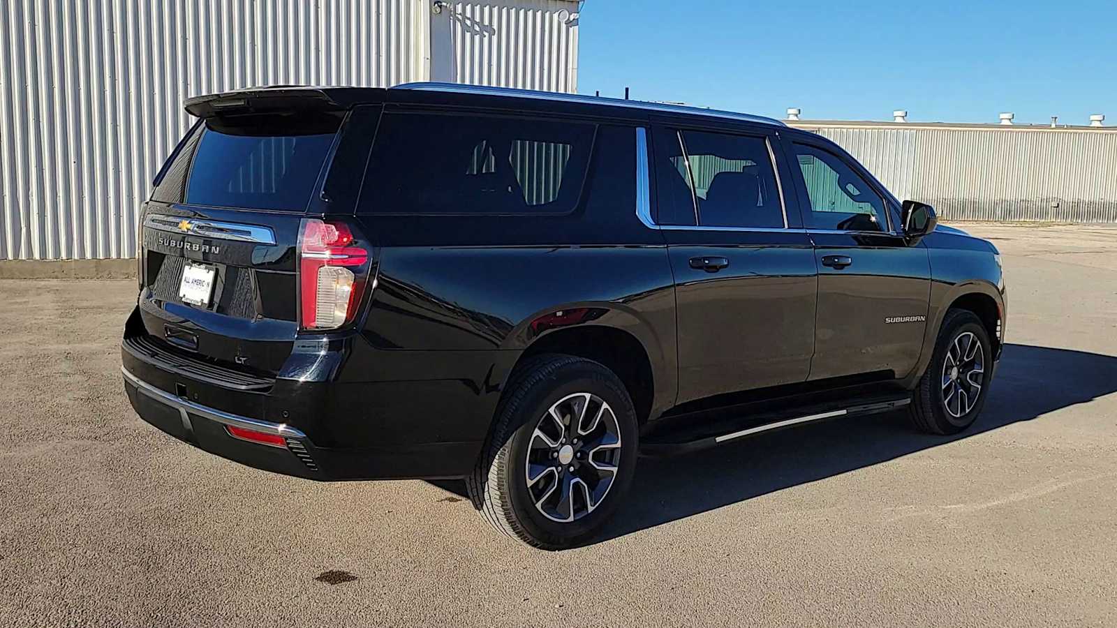Thumbnail: 2021 Chevrolet Suburban - 8