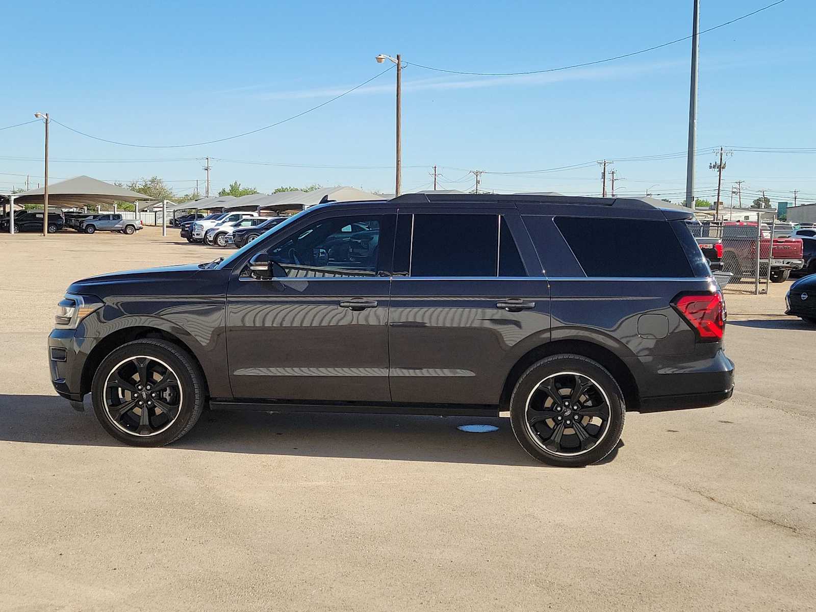 Thumbnail: 2022 Ford Expedition - 5