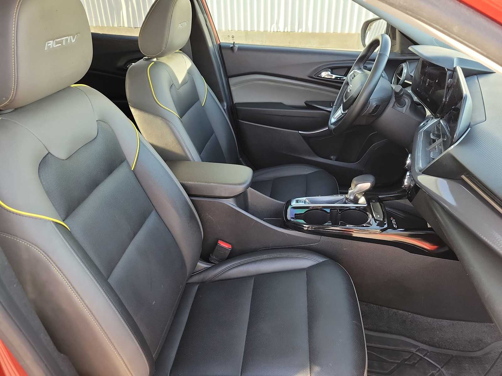 Thumbnail: 2024 Chevrolet Trax - 22