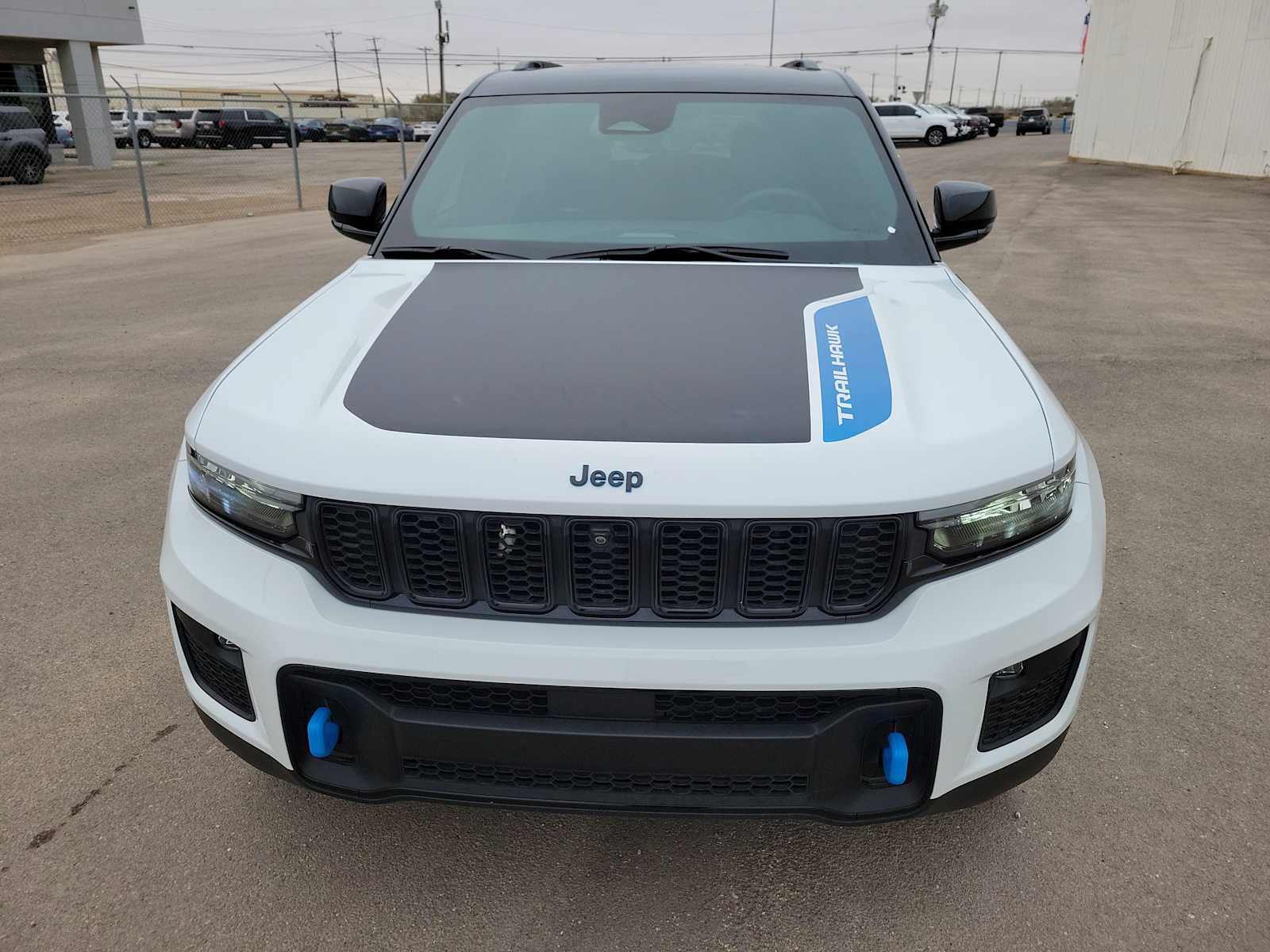 Thumbnail: 2022 Jeep Grand Cherokee - 14