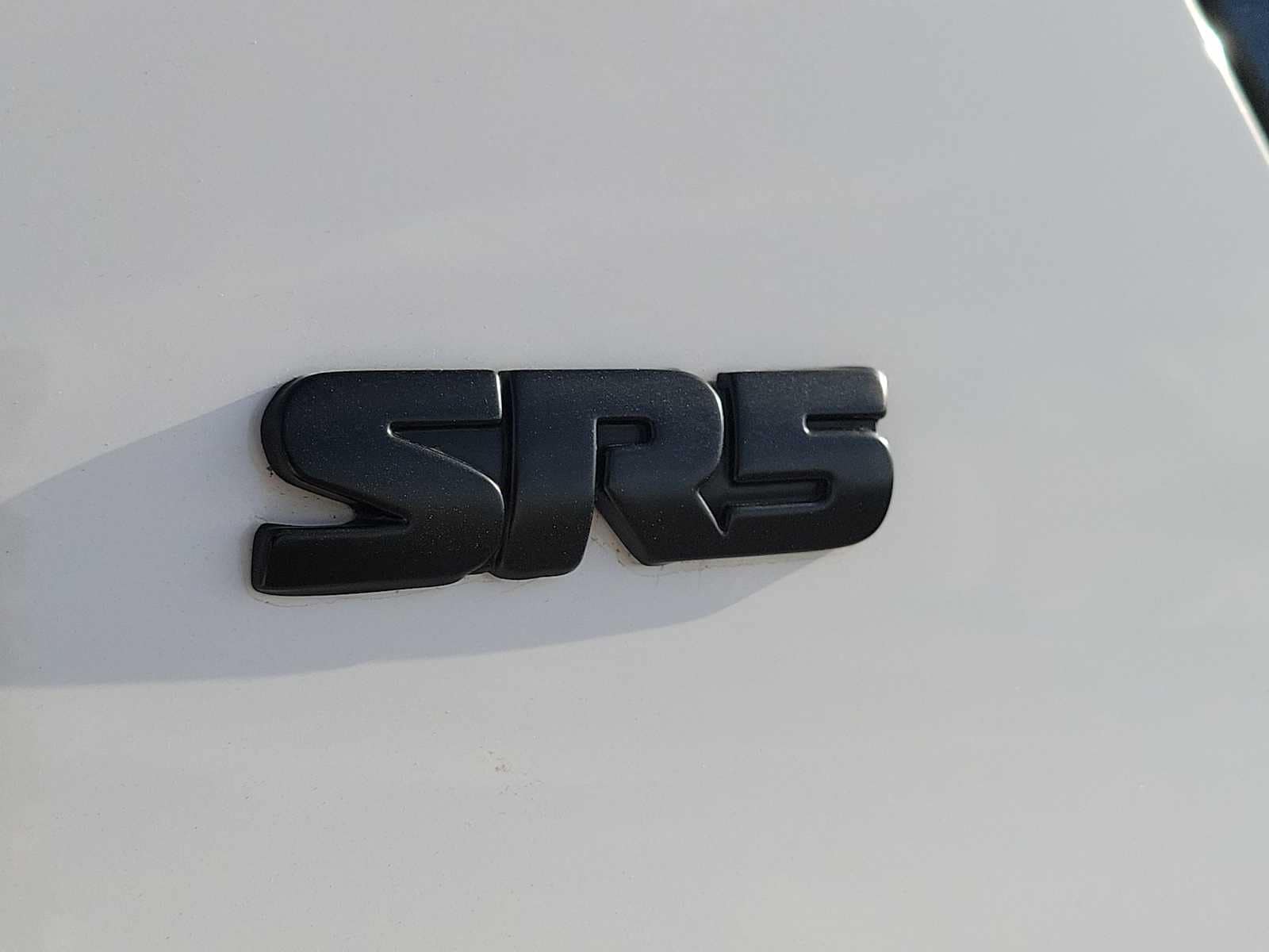 Thumbnail: 2017 Toyota 4Runner - 11