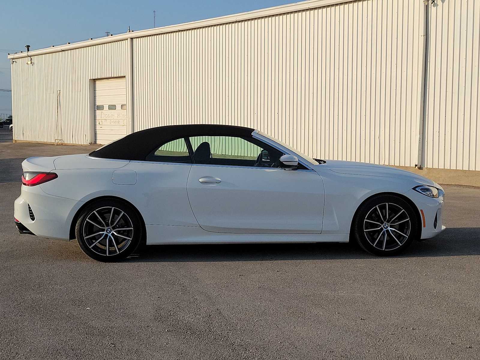 Thumbnail: 2024 BMW 4 Series - 9