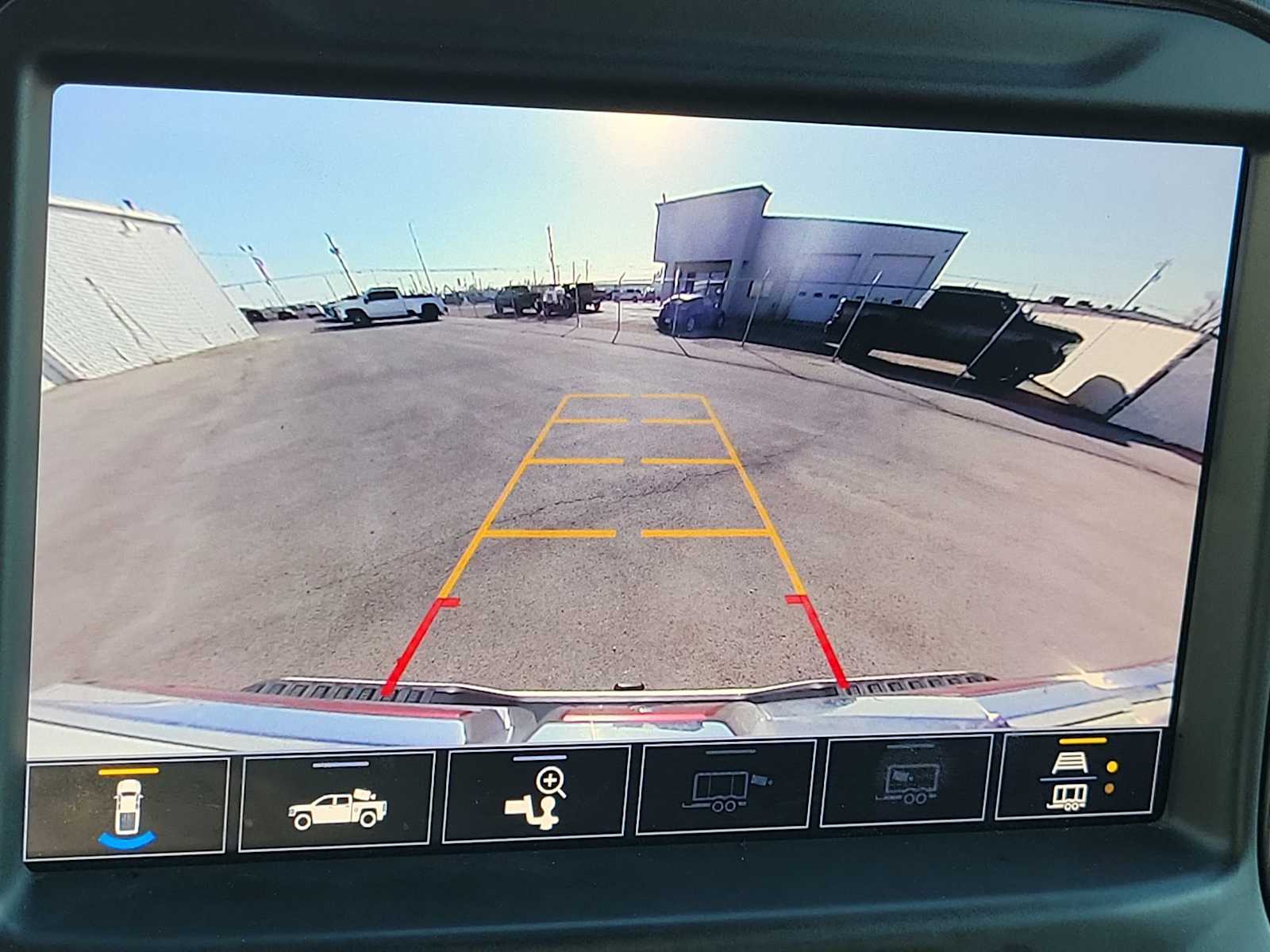 Thumbnail: 2023 GMC Sierra 2500 - 24