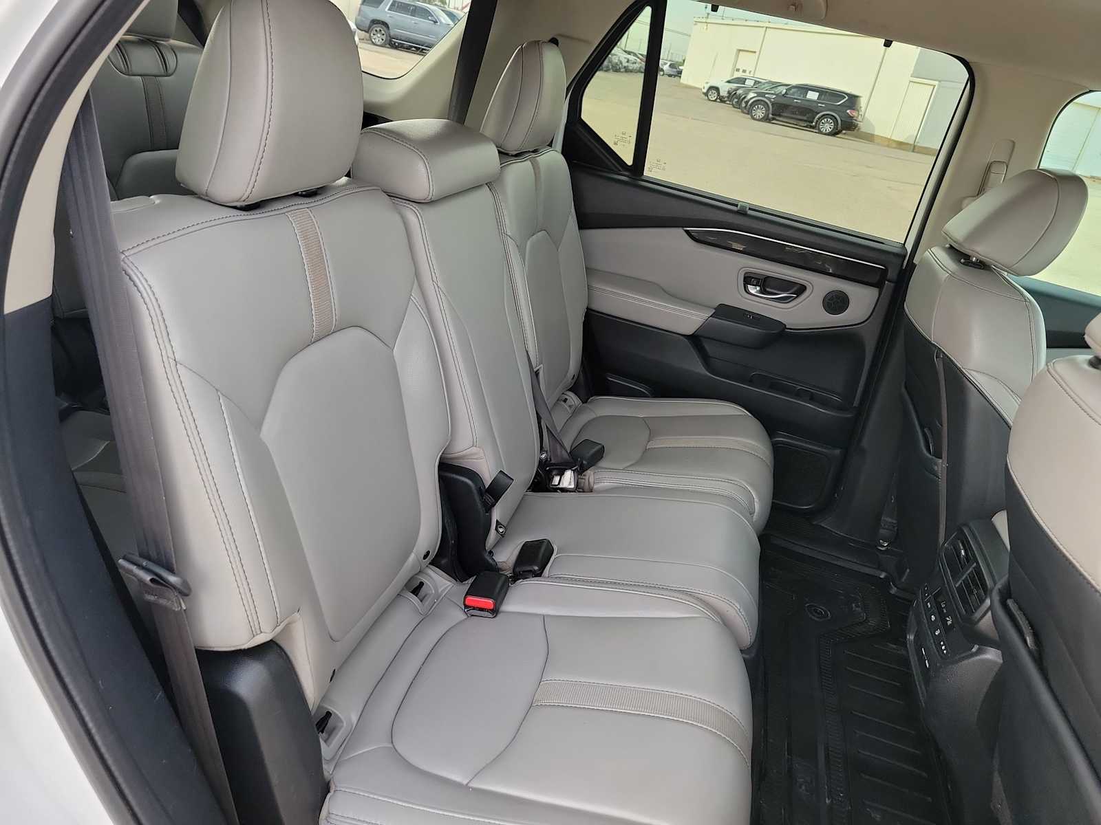 Thumbnail: 2023 Honda Pilot - 17