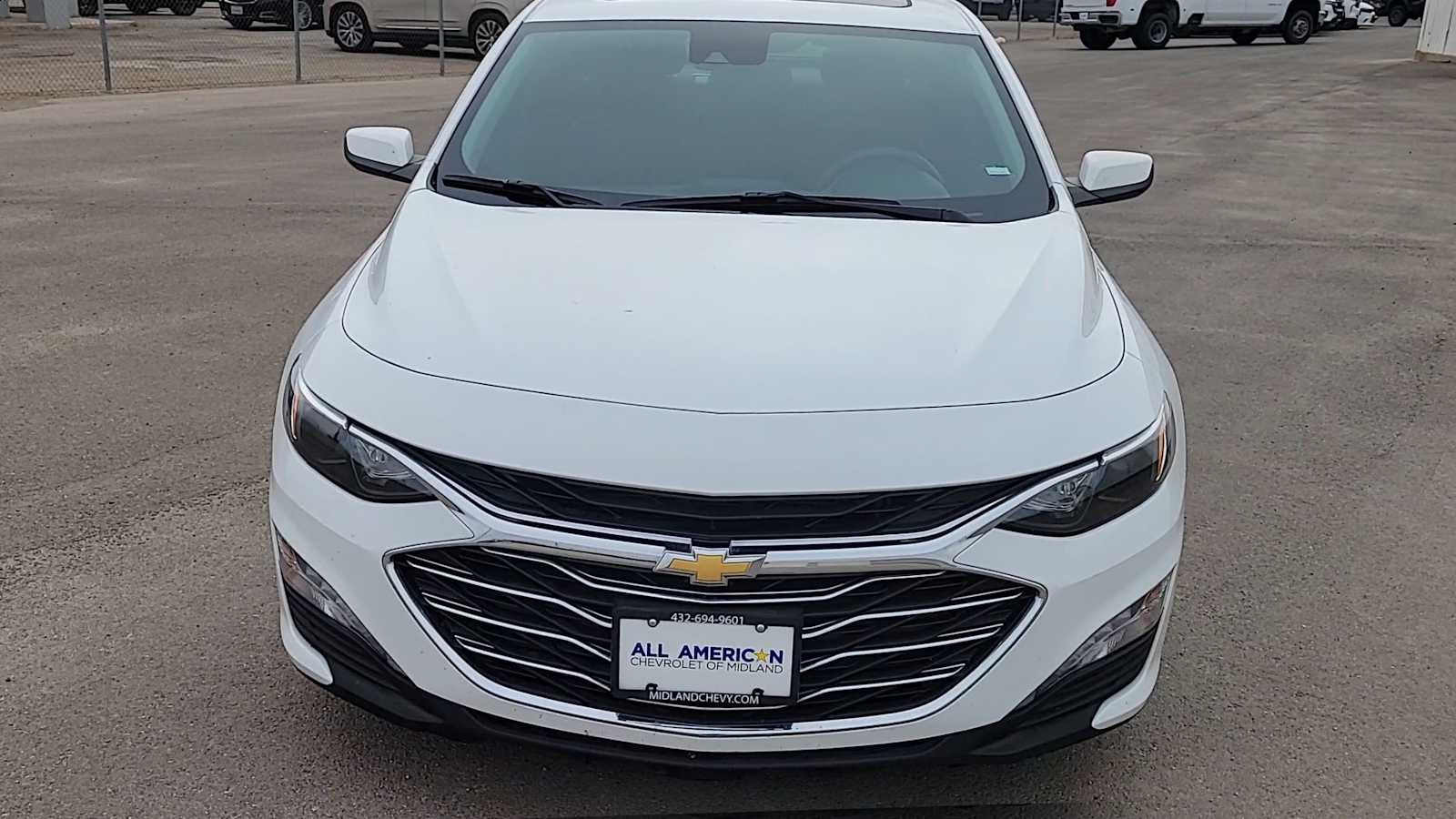 Thumbnail: 2023 Chevrolet Malibu - 3