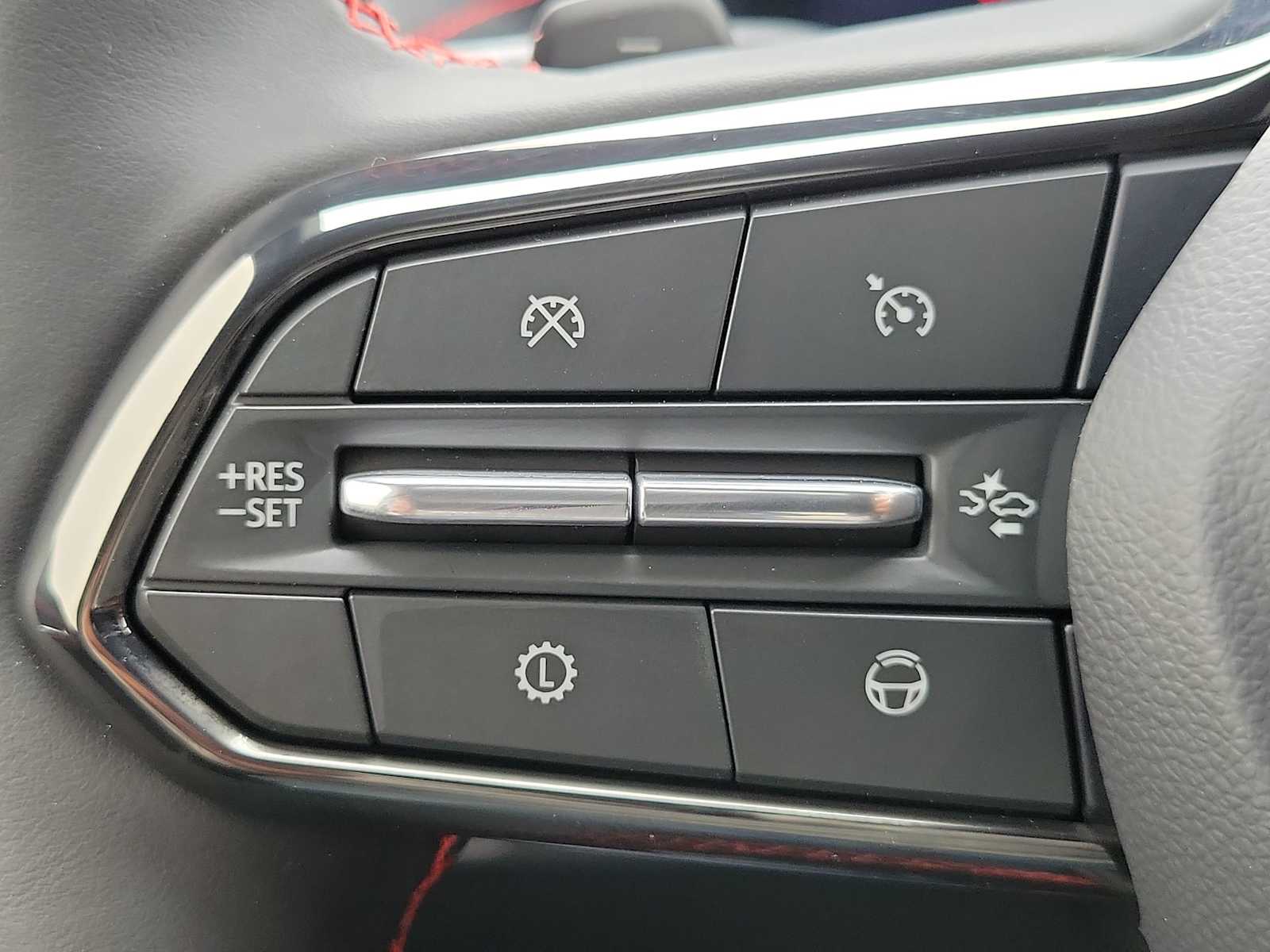 Thumbnail: 2026 Chevrolet Traverse - 23