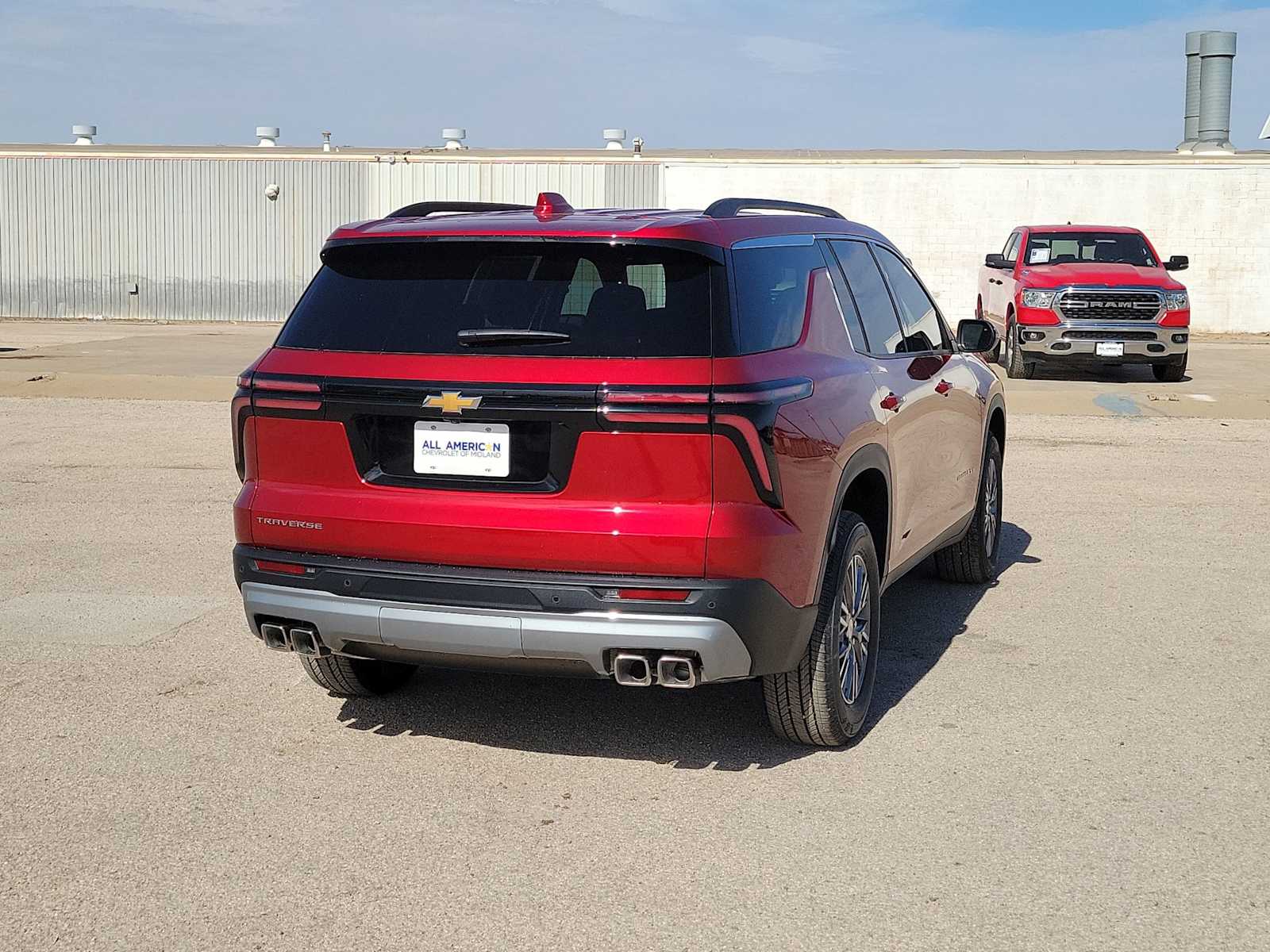 Thumbnail: 2026 Chevrolet Traverse - 8