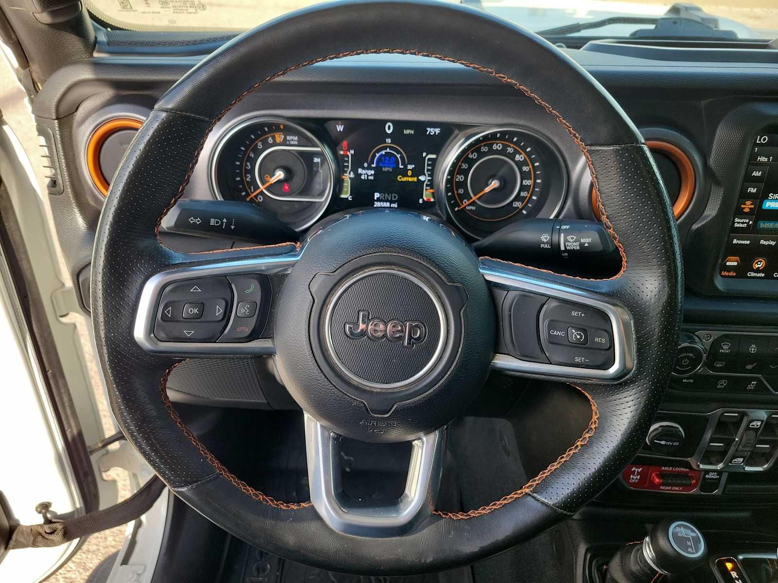 Thumbnail: 2023 Jeep Gladiator - 19