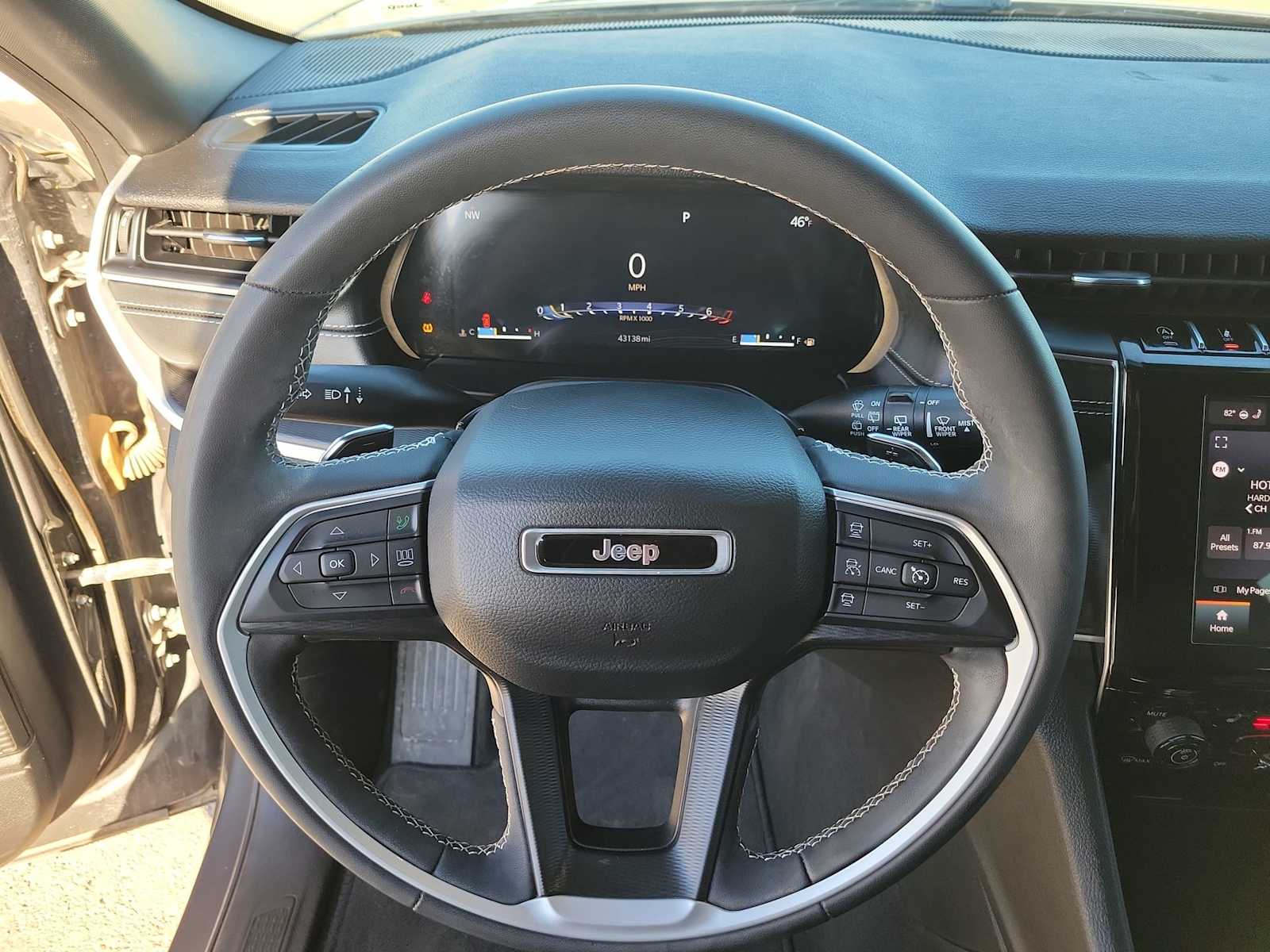 Thumbnail: 2023 Jeep Grand Cherokee - 19