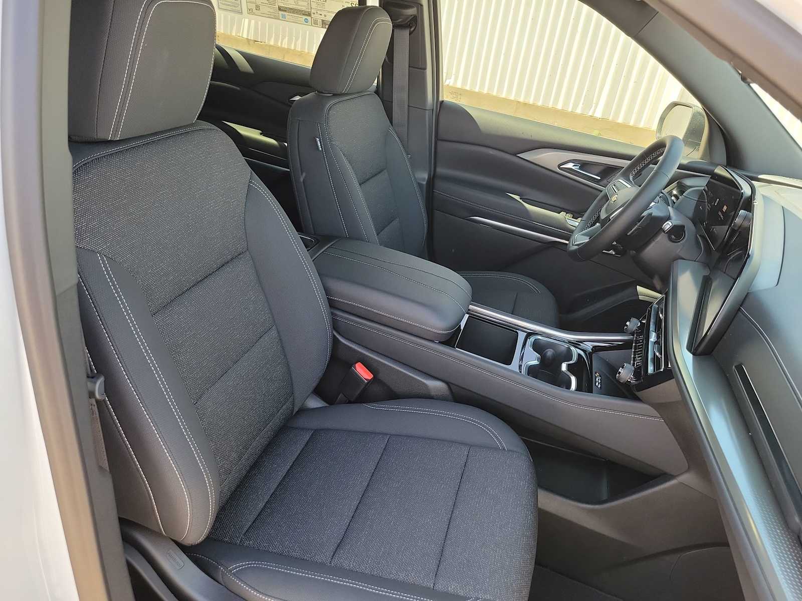 Thumbnail: 2026 Chevrolet Traverse - 18