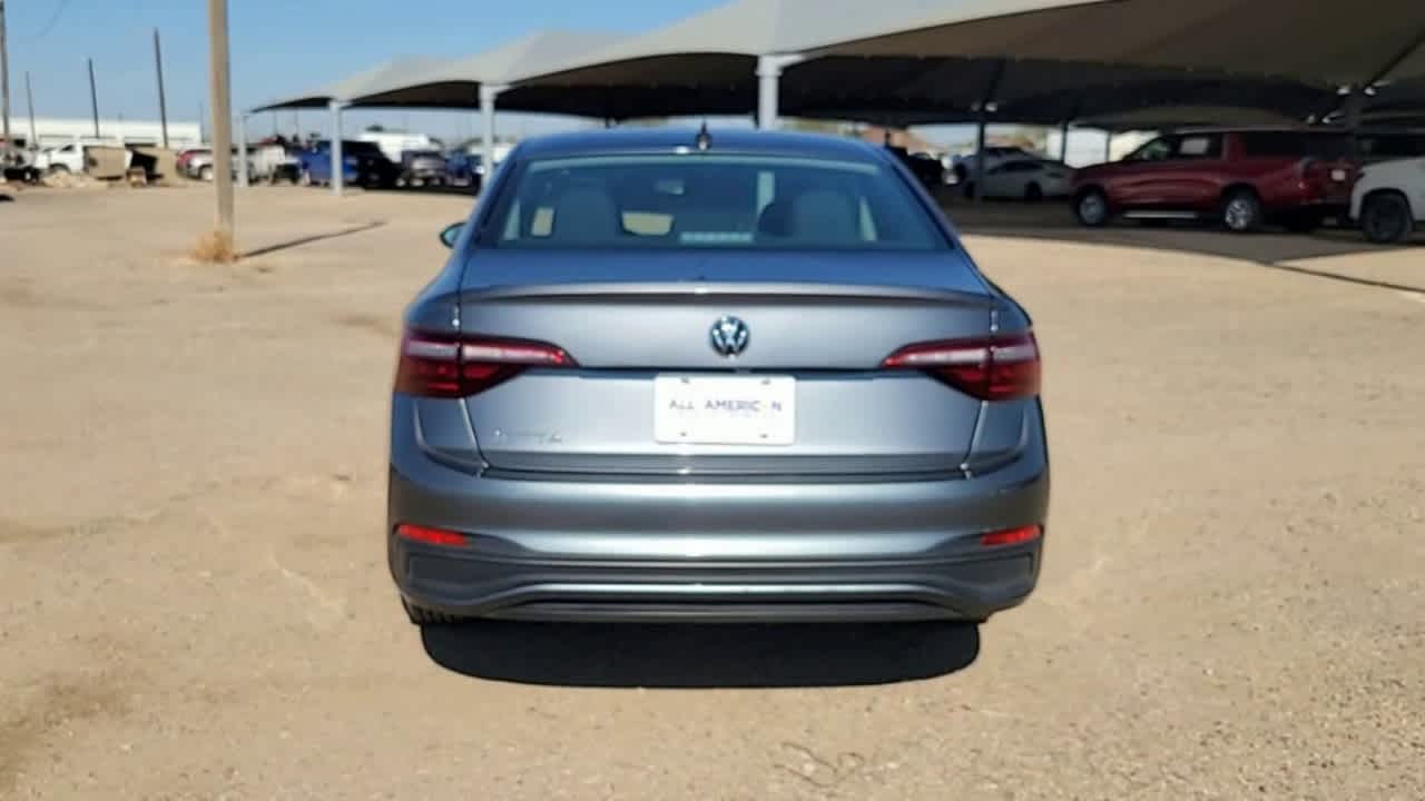 Thumbnail: 2024 Volkswagen Jetta - 7