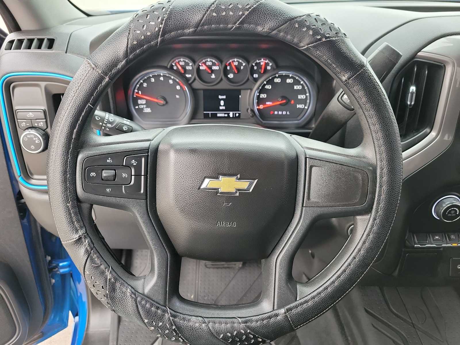 Thumbnail: 2023 Chevrolet Silverado 1500 - 23