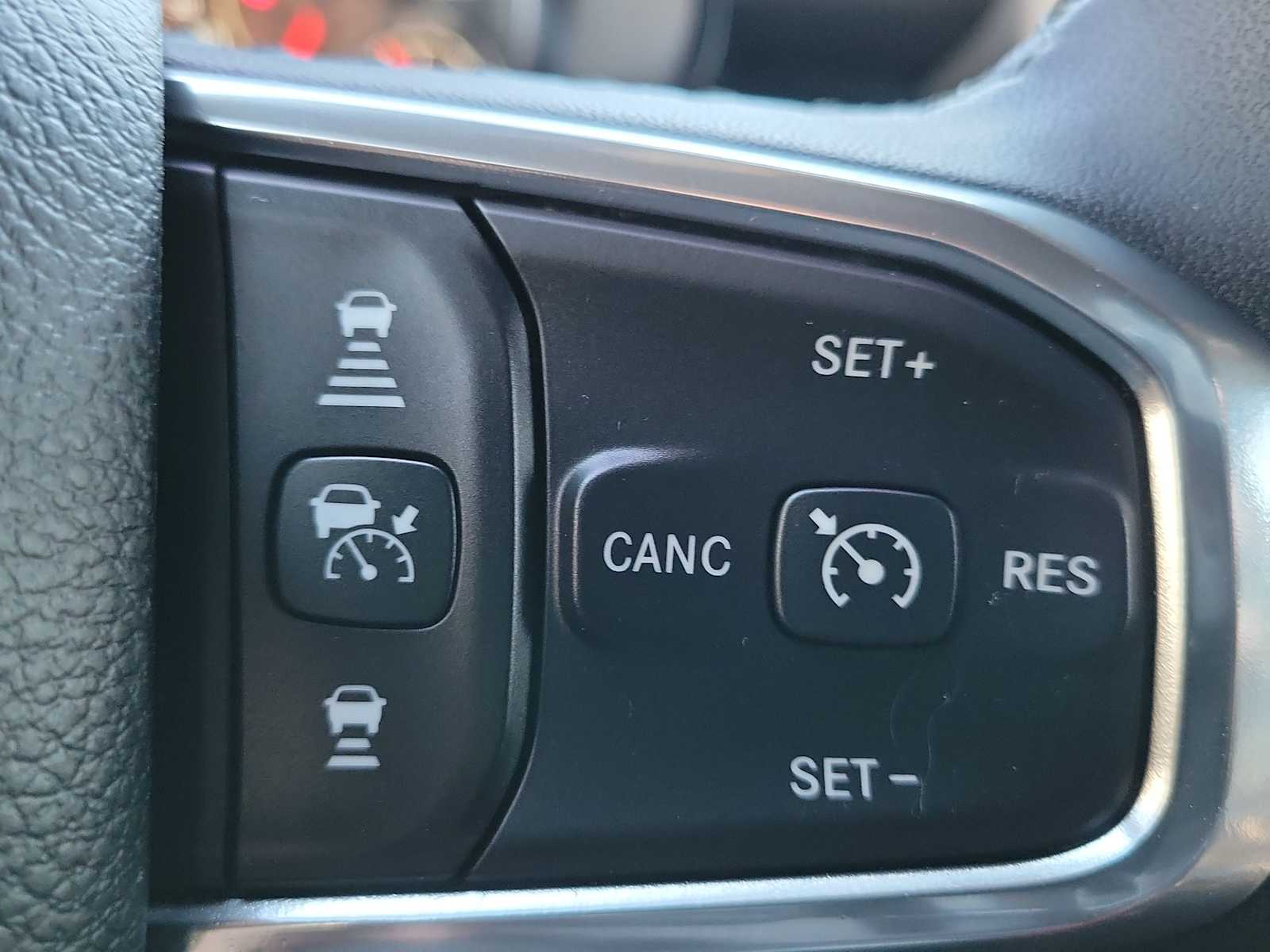 Thumbnail: 2025 RAM 1500 - 27